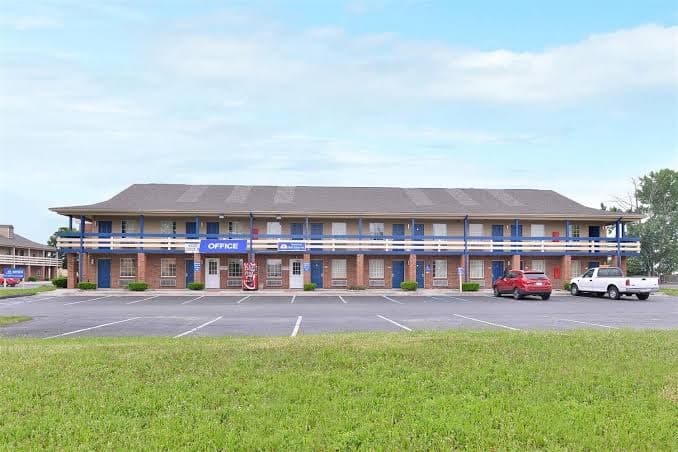 Americas Best Value Inn-Maumee-Toledo, Motel in Maumee