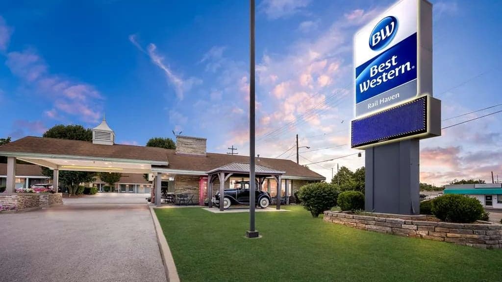 BEST WESTERN Route 66 Rail Haven, Hotel in Springfield
