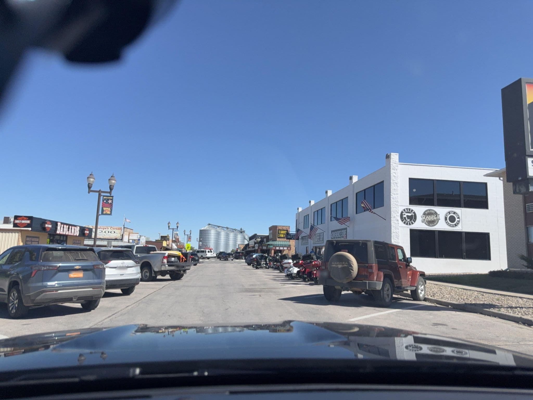 Street view near Sunshine Inn, Porcupine — © whitecotton (CC BY-SA · Mapillary)