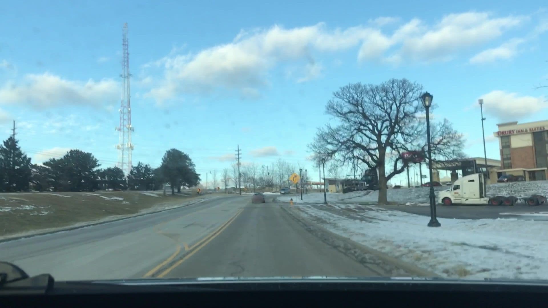 Street view near Quality Inn, Merriam — © lvl5 (CC BY-SA · Mapillary)