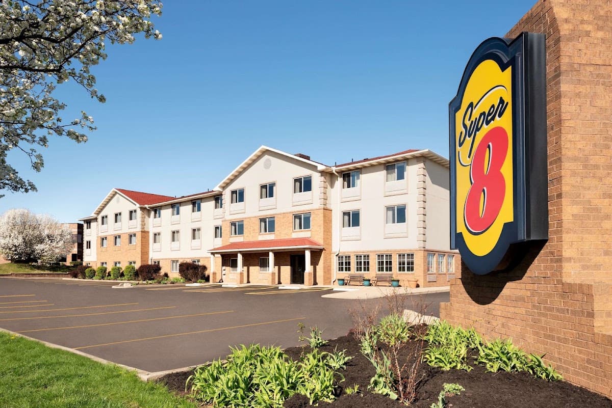 Super 8 Akron S/Green/Uniontown OH, Motel in Green