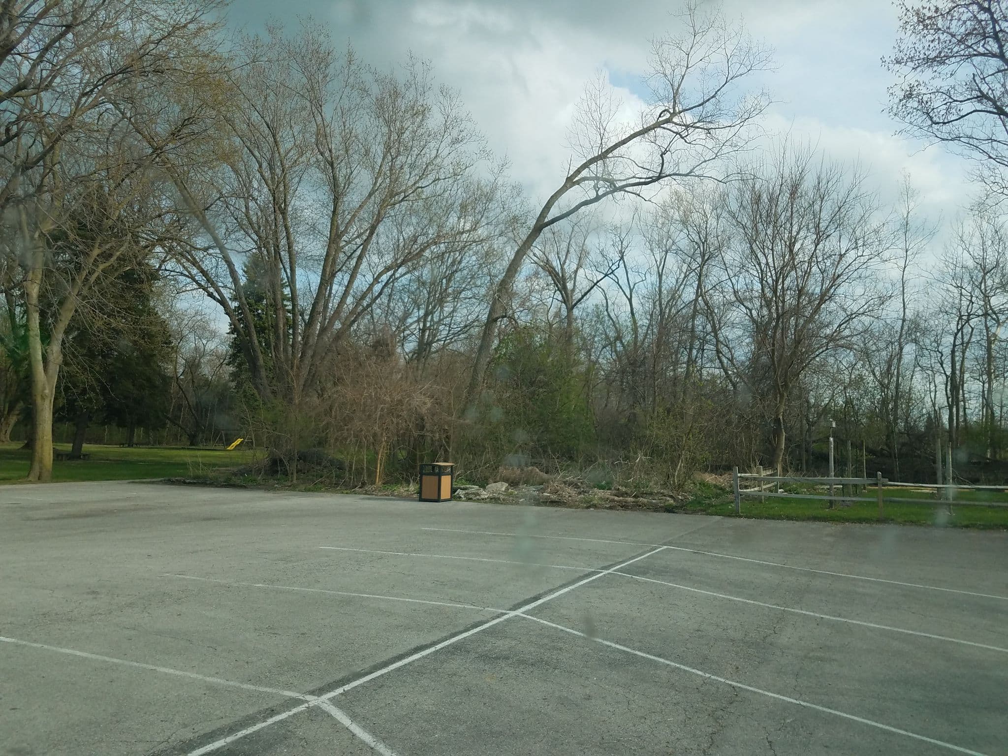 Street view near Red Fern Inn, Sandusky — © jbthemilker (CC BY-SA · Mapillary)