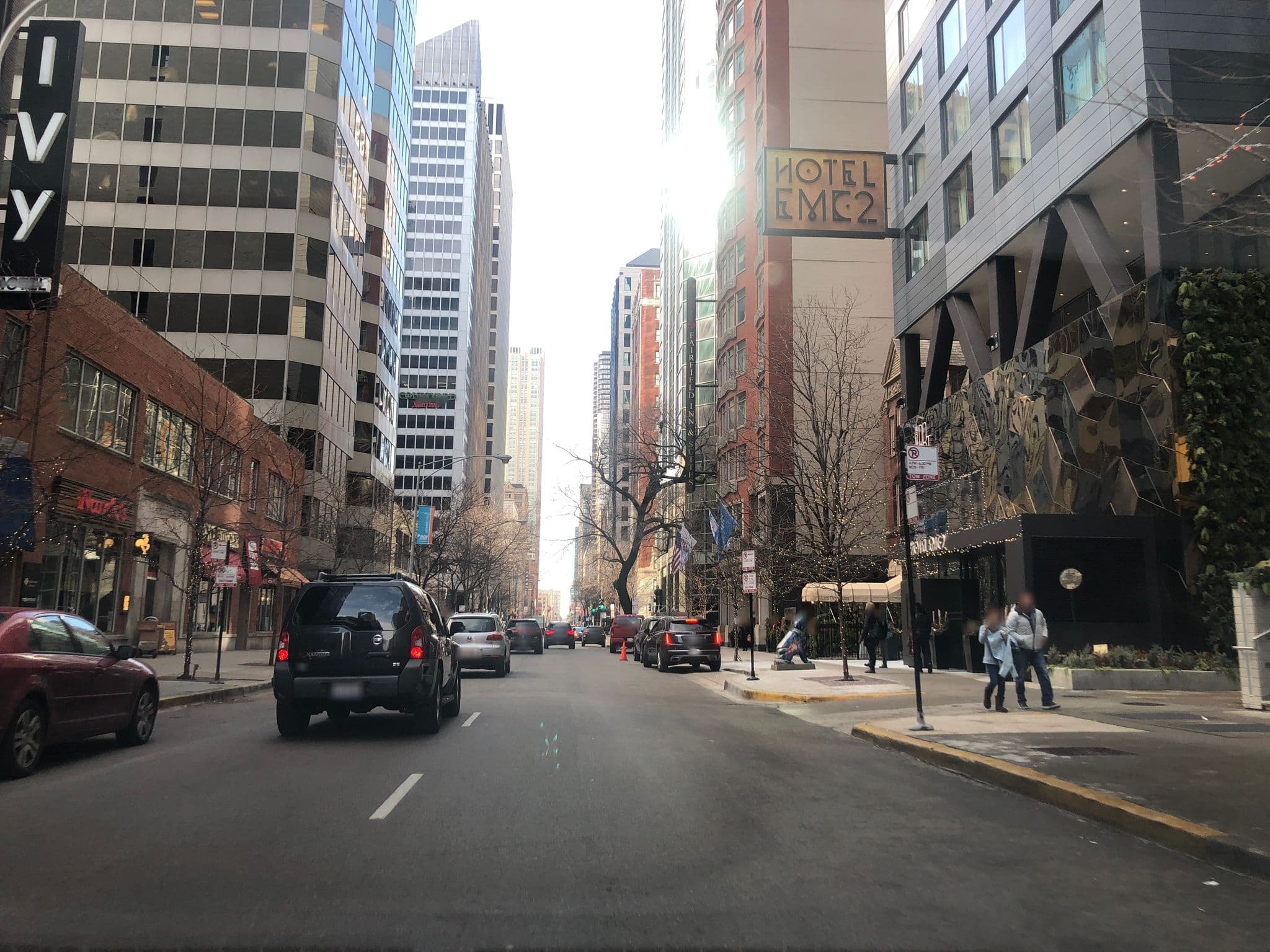 Street view near Hotel EMC2, Near North Side — © glendachagas (CC BY-SA · Mapillary)