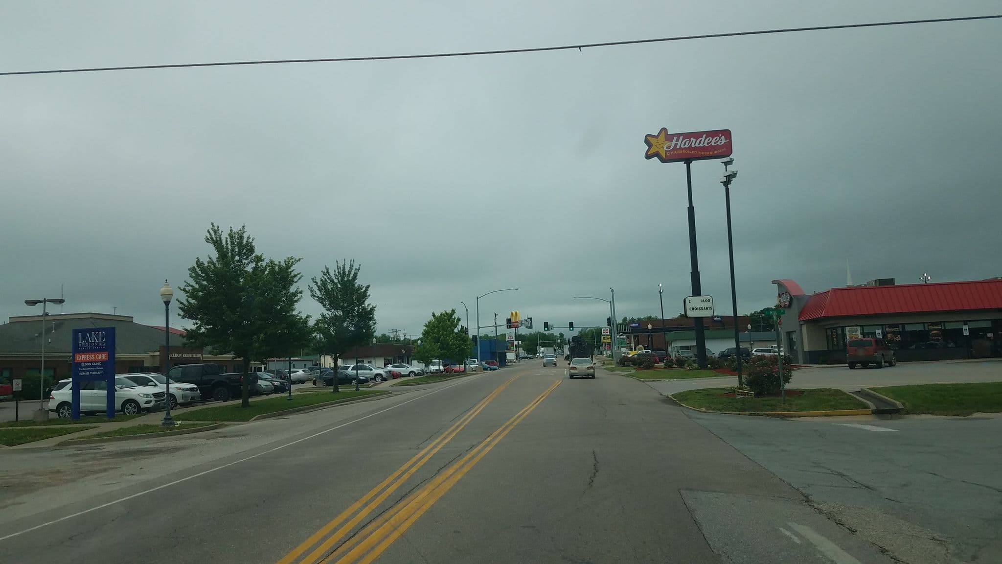 Street view near The Eldon Philly, Eldon — © jbthemilker (CC BY-SA · Mapillary)
