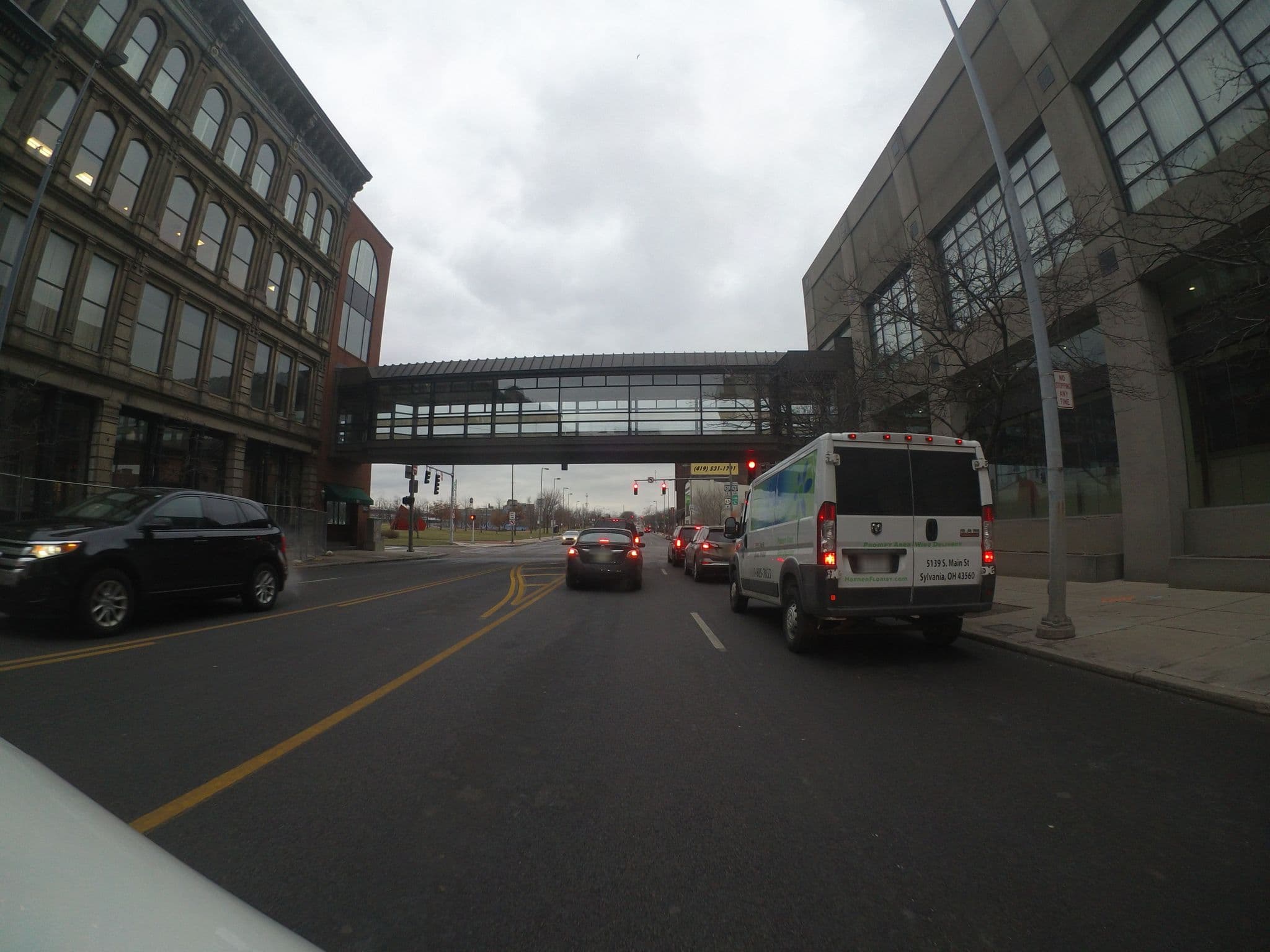 Street view near Hilton Garden Inn, Toledo — © andy_adn (CC BY-SA · Mapillary)