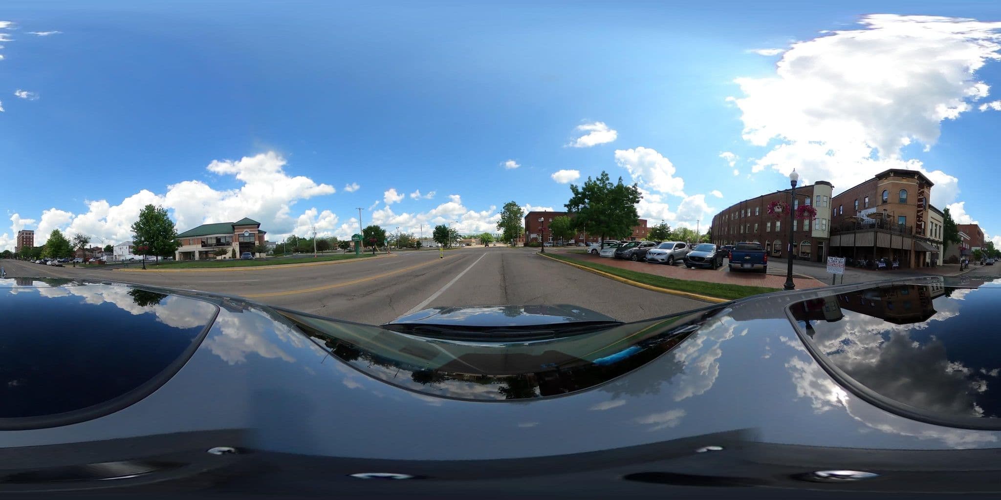 Street view near The Hackett Hotel, Devola — © wolfgang8741 (CC BY-SA · Mapillary)
