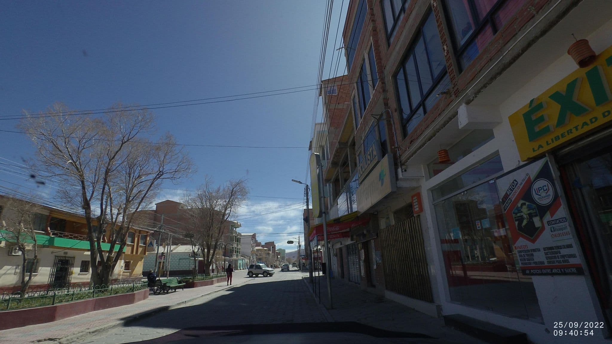 Street view near Hostal Kory Wasy, Uyuni — © jjiglesias (CC BY-SA · Mapillary)