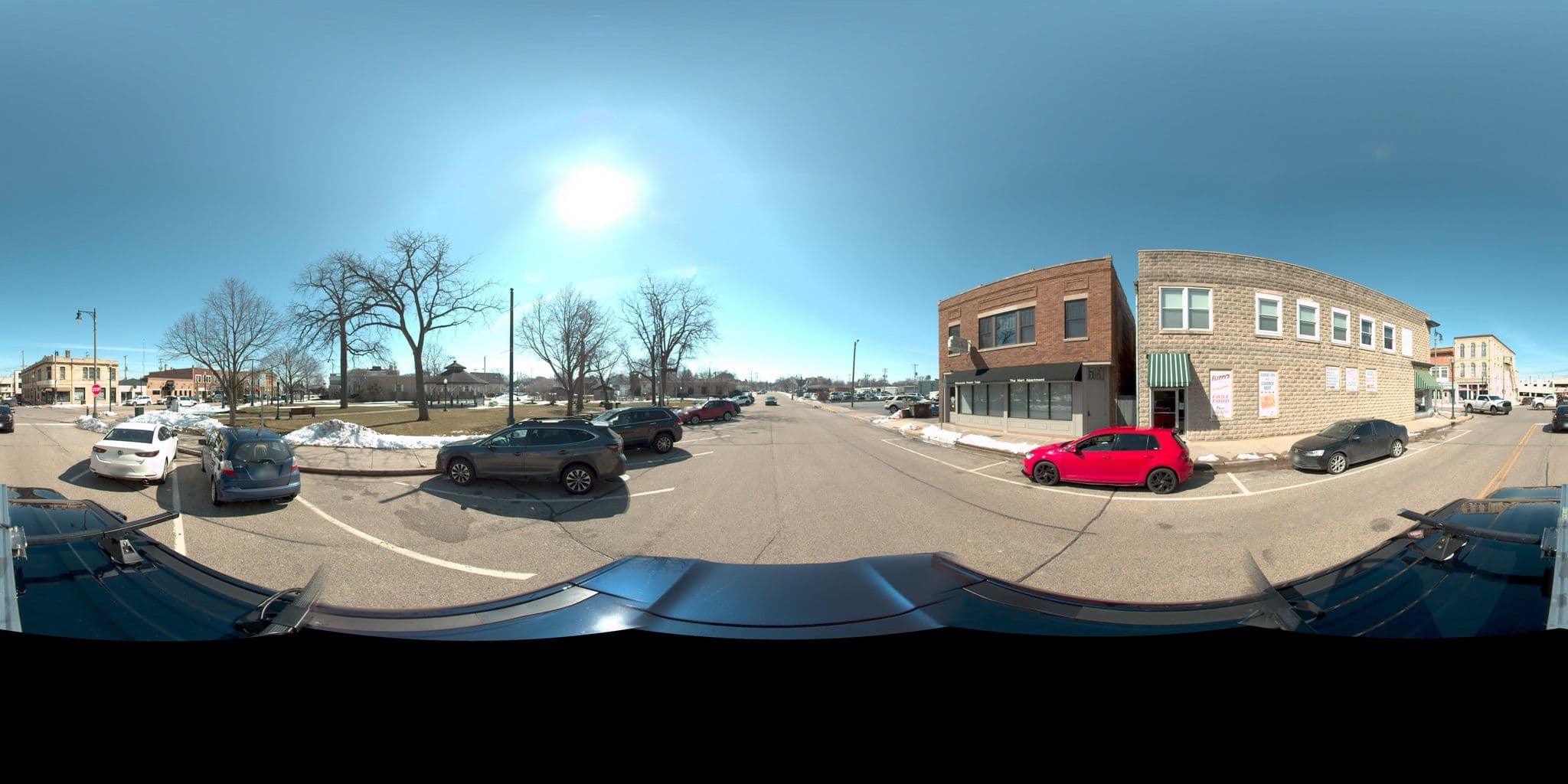 Street view near The Mart Apartment, Browns Lake — © rking (CC BY-SA · Mapillary)