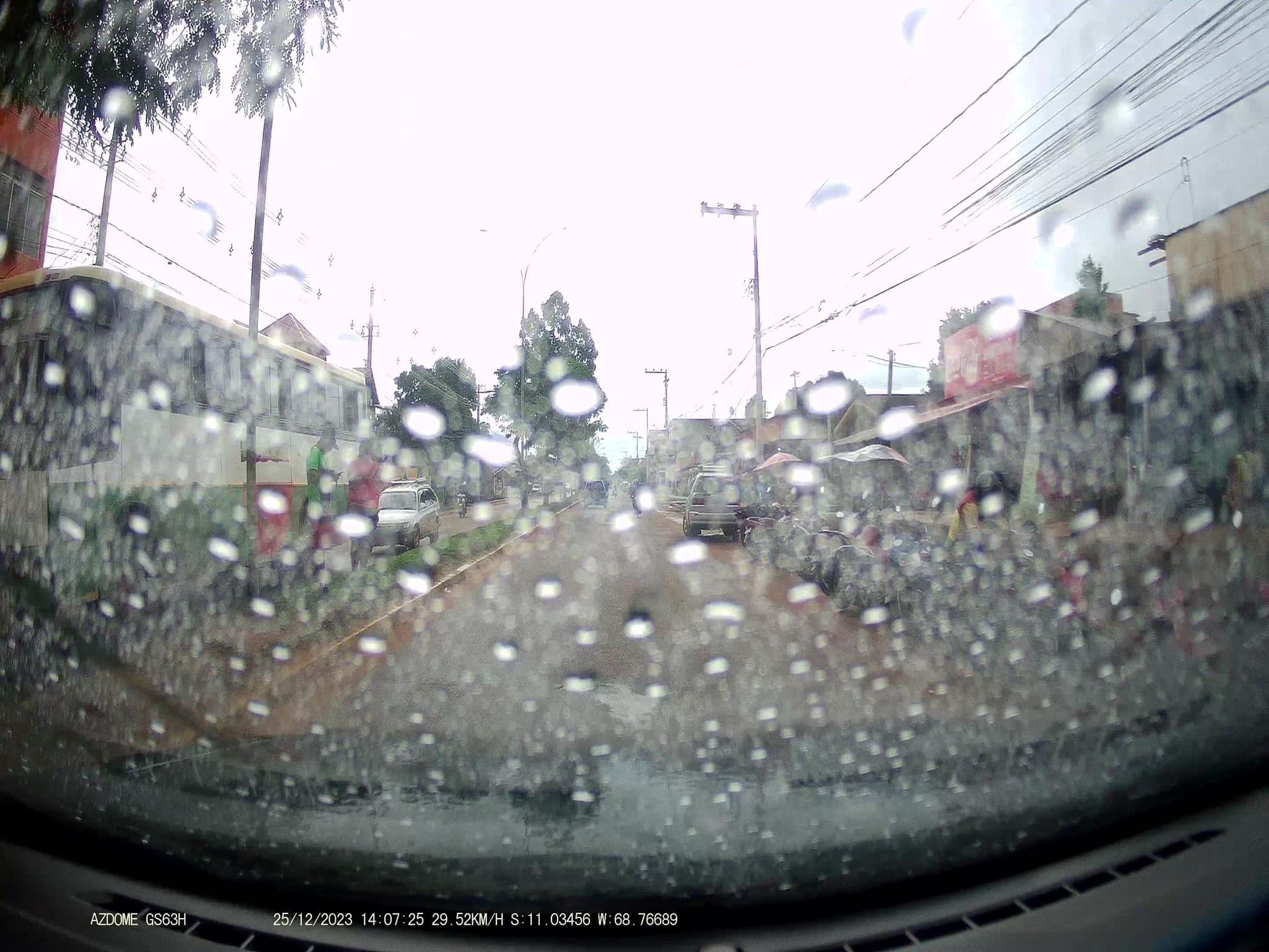 Street view near Hospedaje Novedades, Cobija — © jaderbavaresco (CC BY-SA · Mapillary)