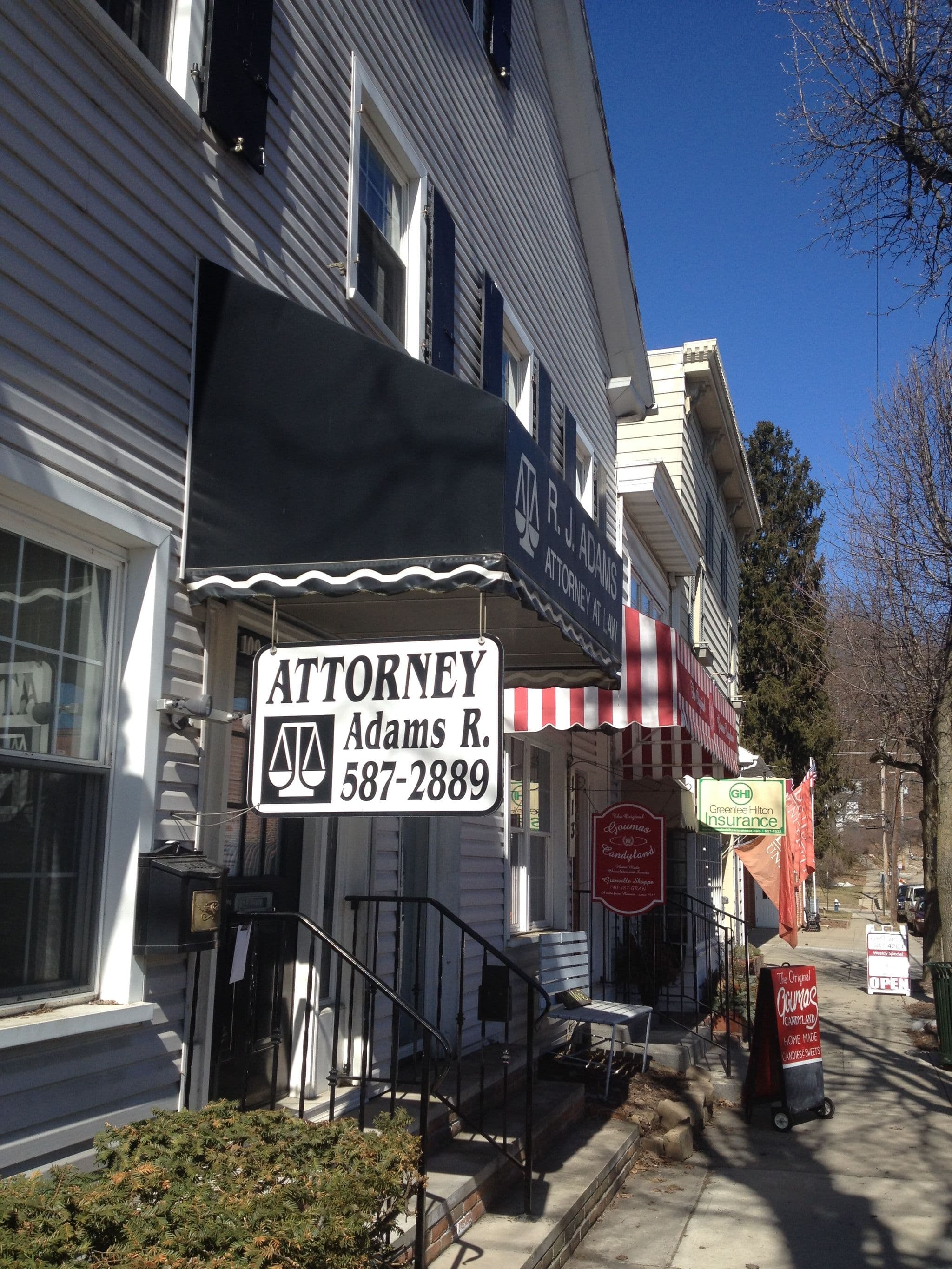 Street view near the Loft, Granville — © jbthemilker (CC BY-SA · Mapillary)