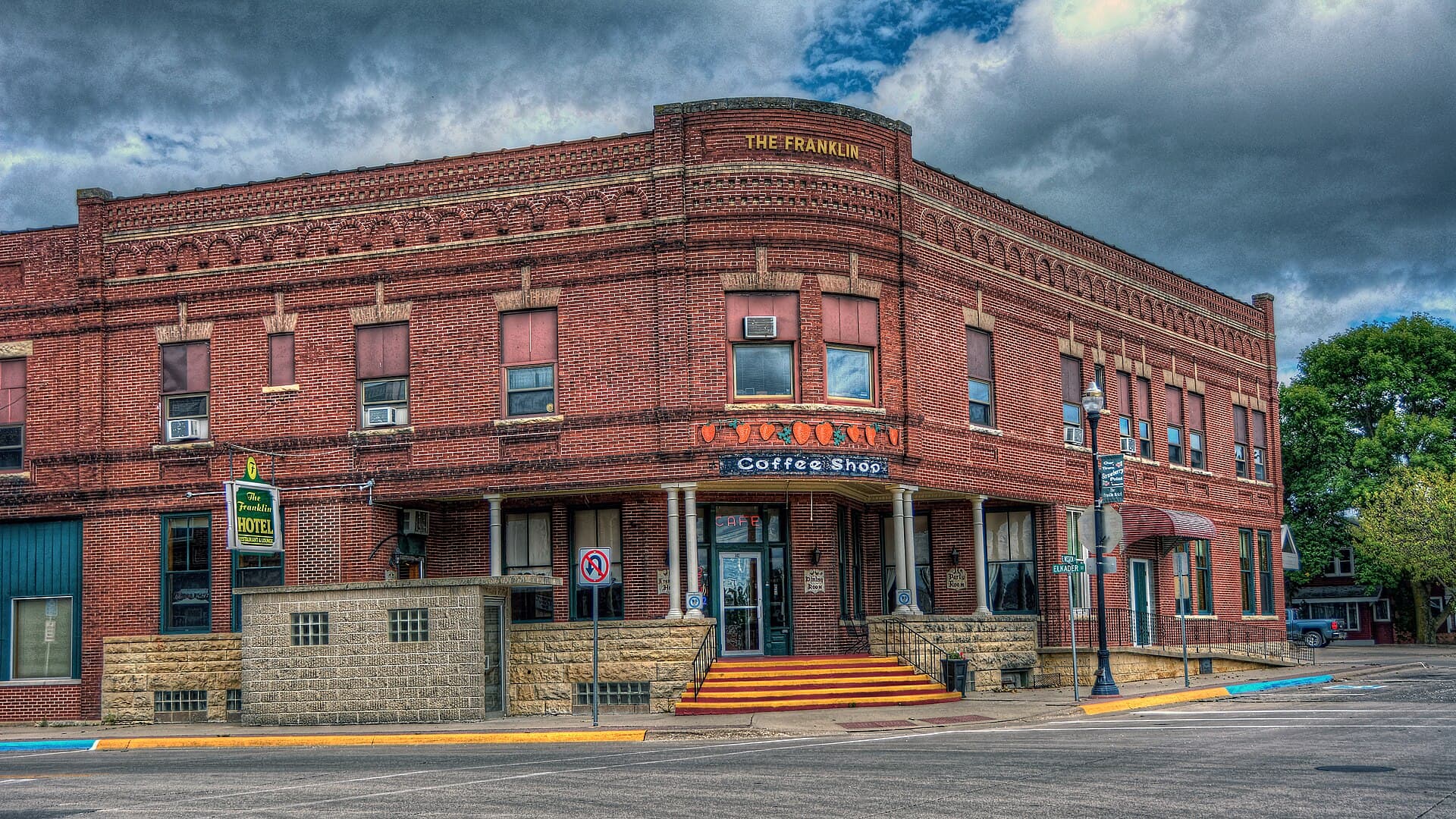 The Franklin (via Wikimedia Commons, CC BY-SA 3.0)