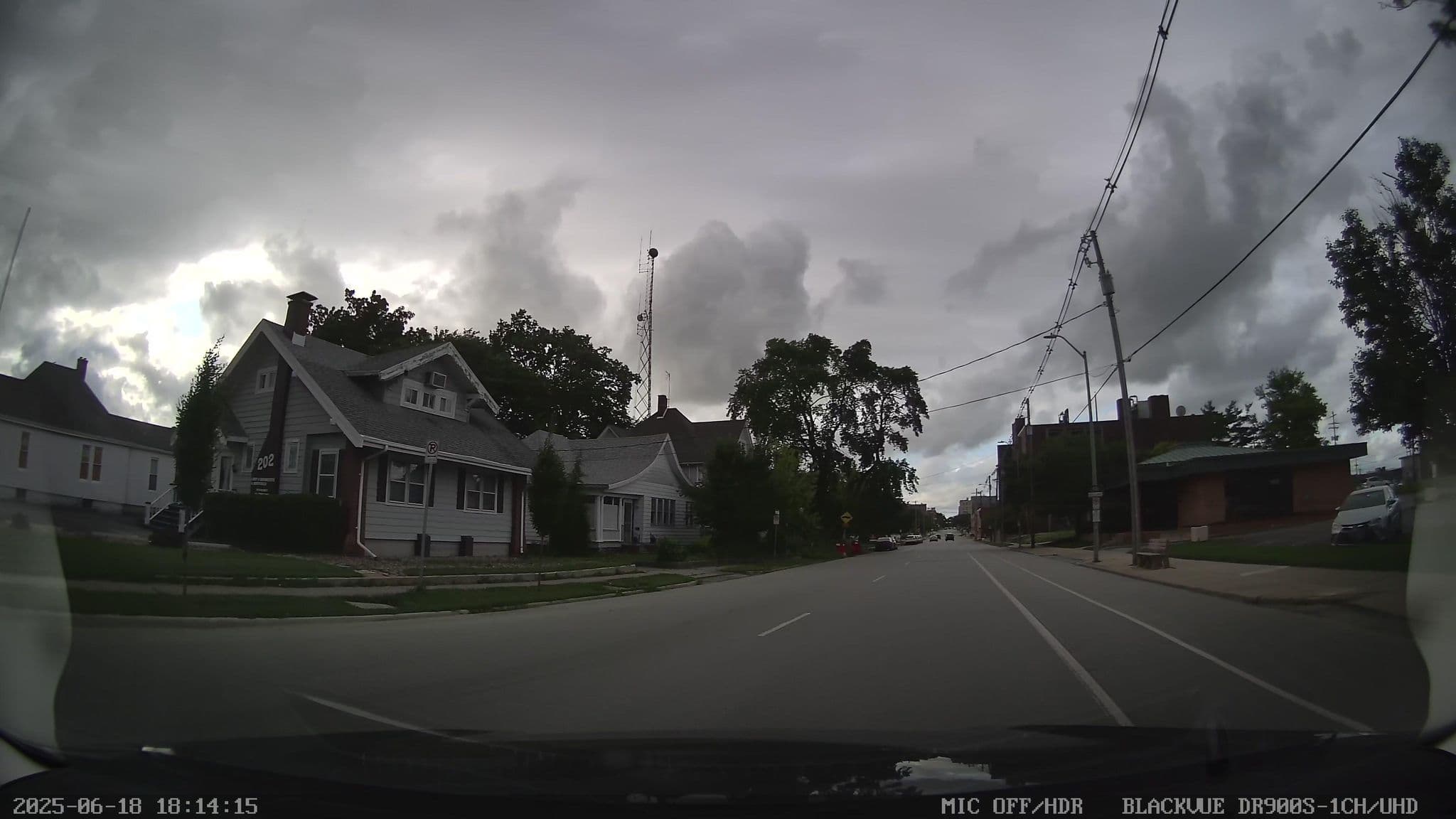 Street view near Randolph St Co-Op, Champaign — © smichae (CC BY-SA · Mapillary)