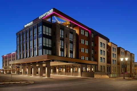 Residence Inn by Marriott Milwaukee Brookfield at Poplar Creek, Hotel in Brookfield
