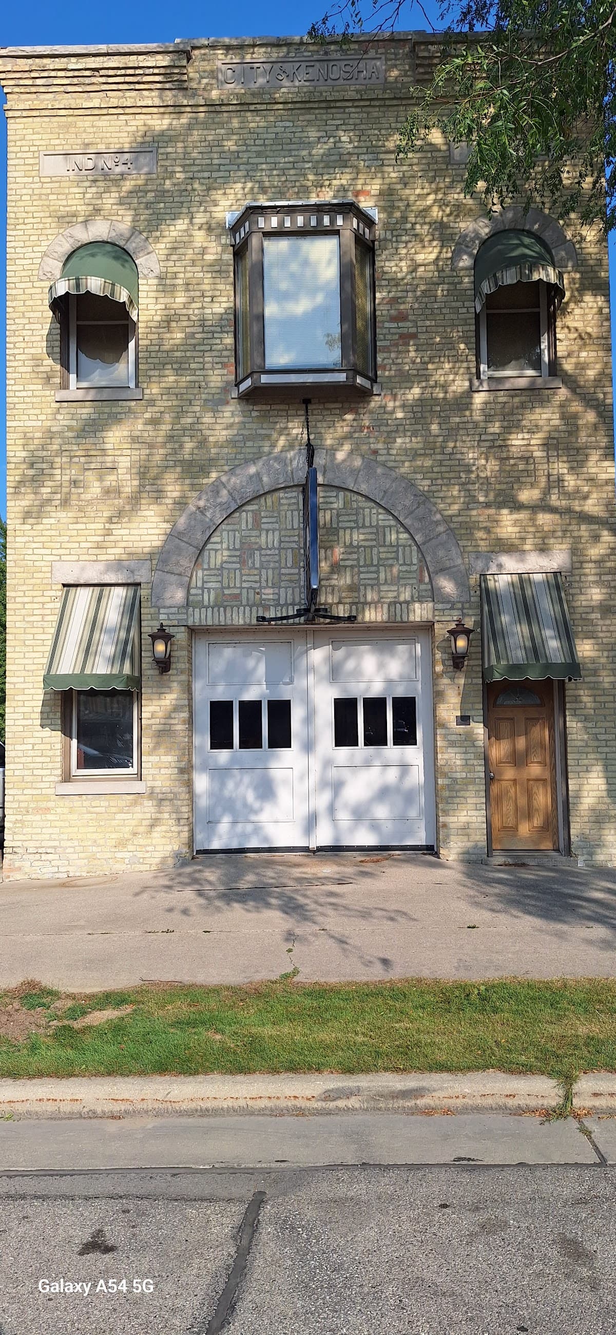 Merry Yacht Inn, Hotel in Kenosha