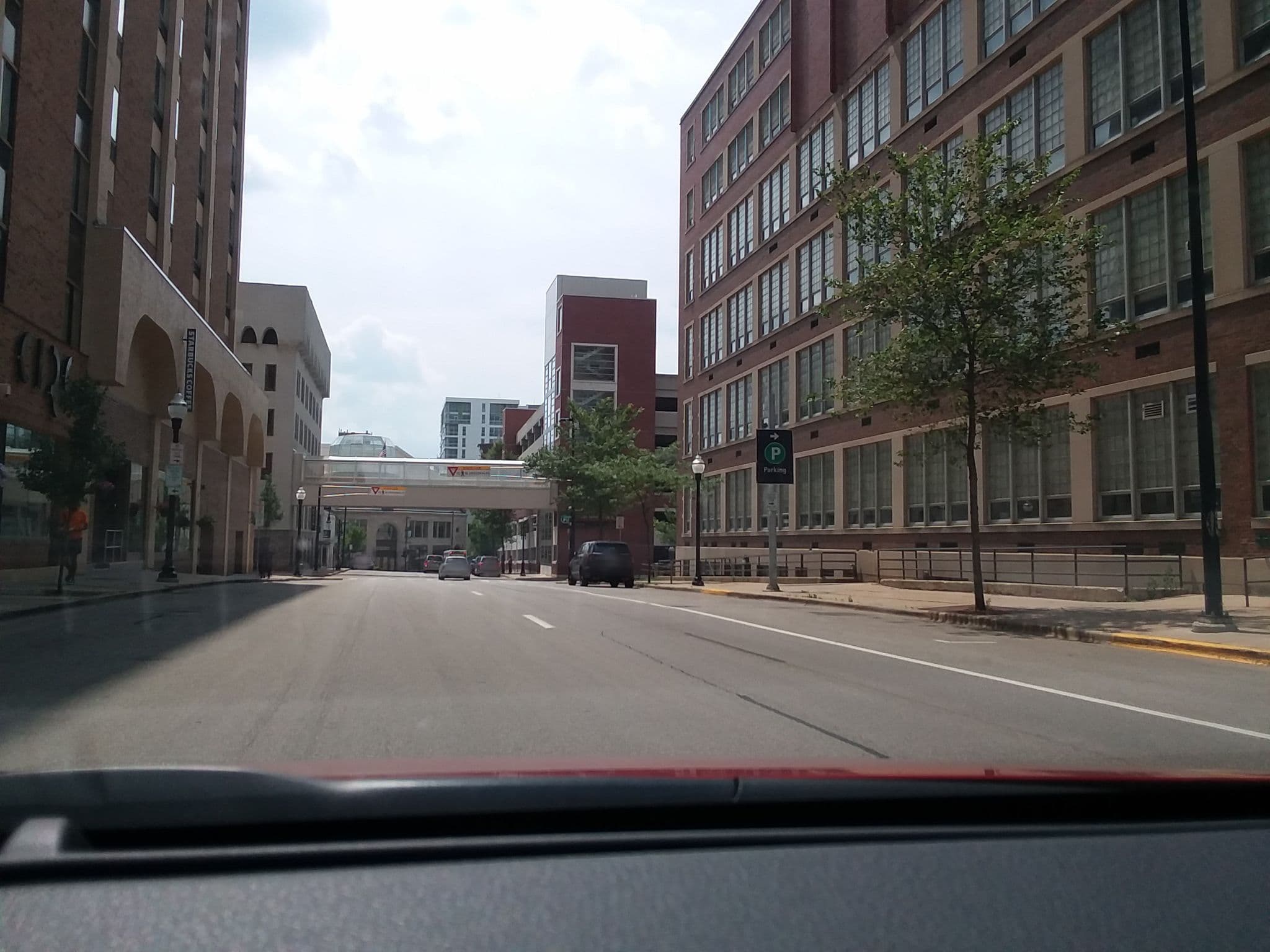 Street view near Madison Concourse Hotel, Madison — © shantalb (CC BY-SA · Mapillary)