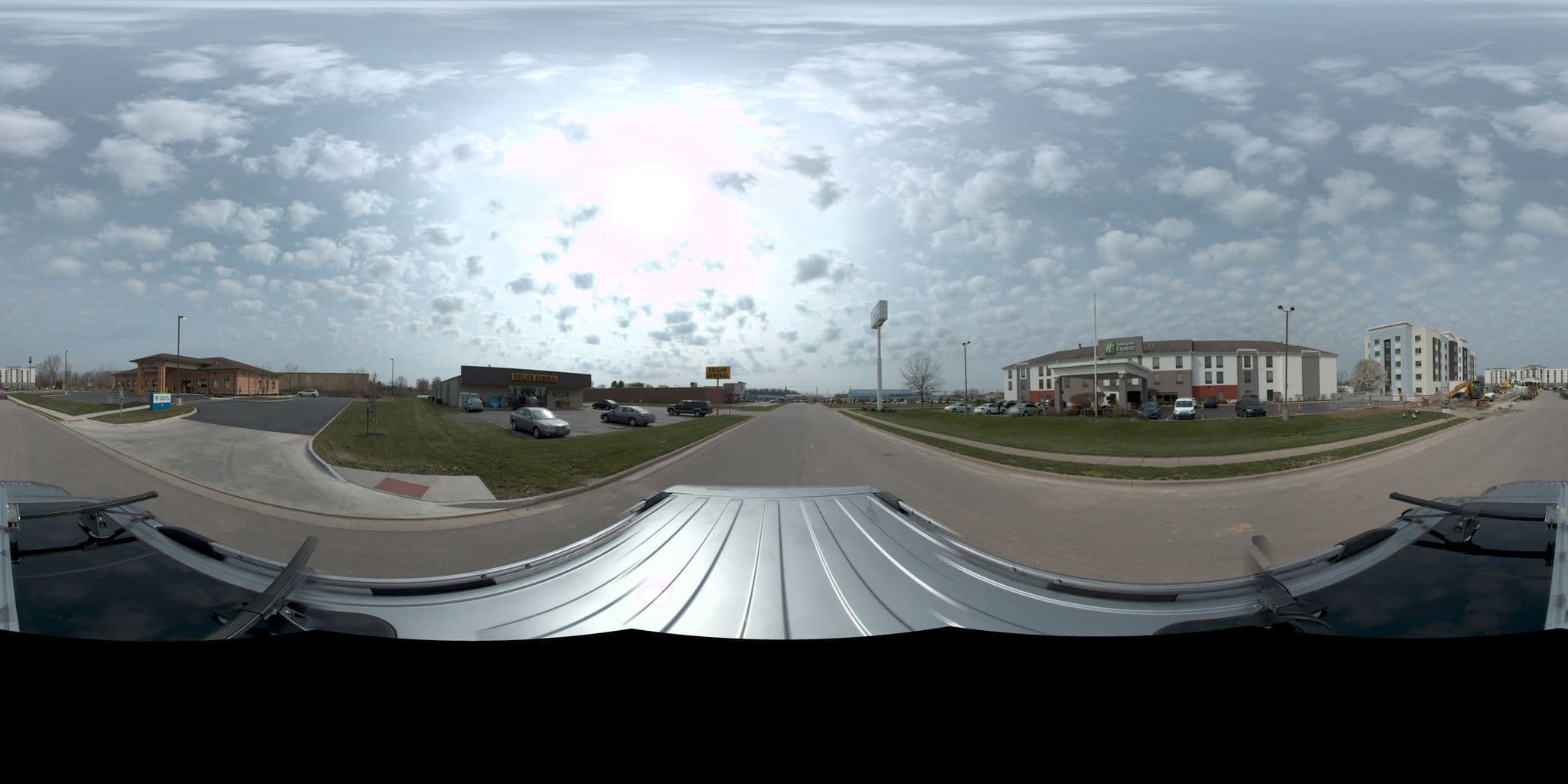 Street view near Holiday Inn Express, Sabina — © rking (CC BY-SA · Mapillary)