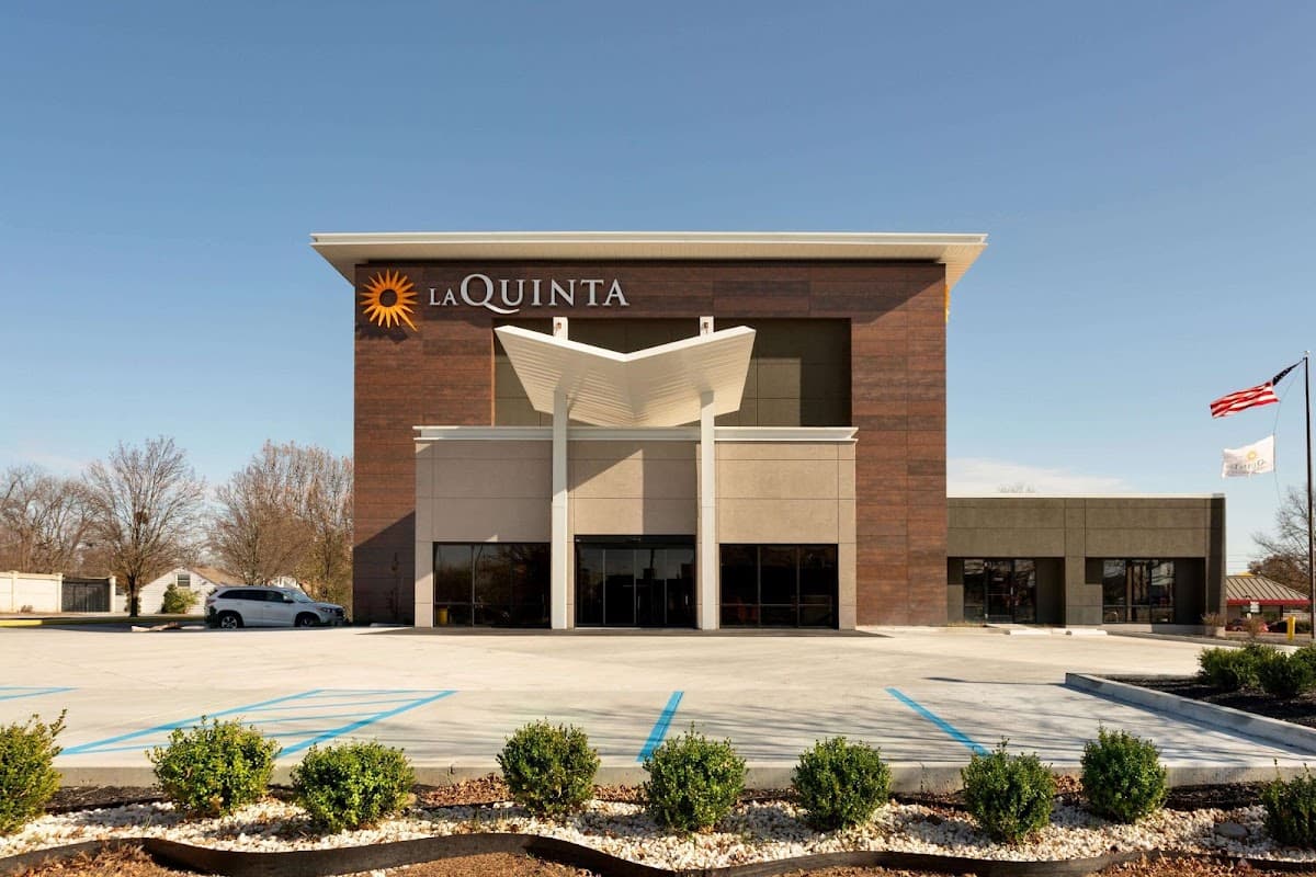 La Quinta Inn & Suites St Louis Route 66, Hotel in Sunset Hills