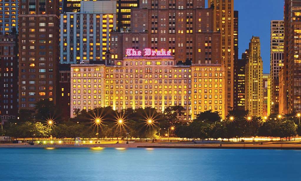The Drake Hotel, Hotel in Near North Side