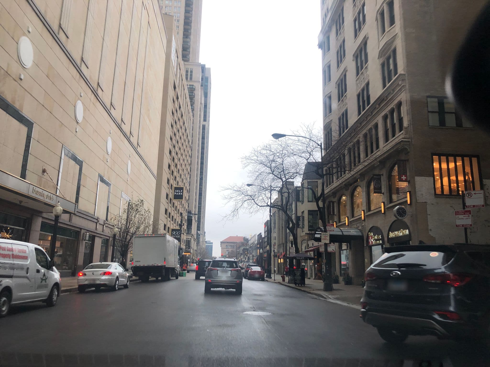 Street view near The Walton Residence, Near North Side — © glendachagas (CC BY-SA · Mapillary)