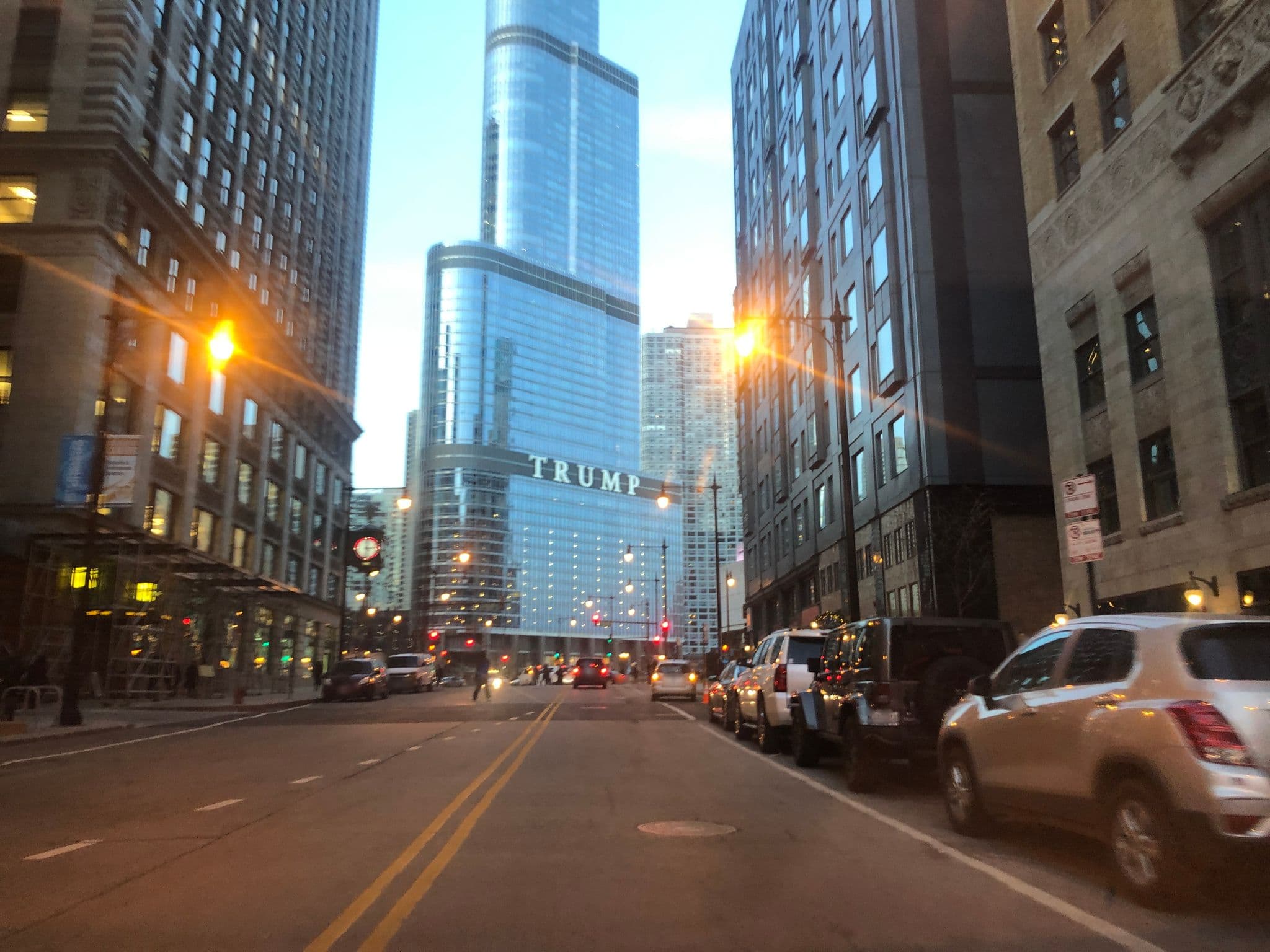 Street view near Virgin Hotels Chicago, Chicago Loop