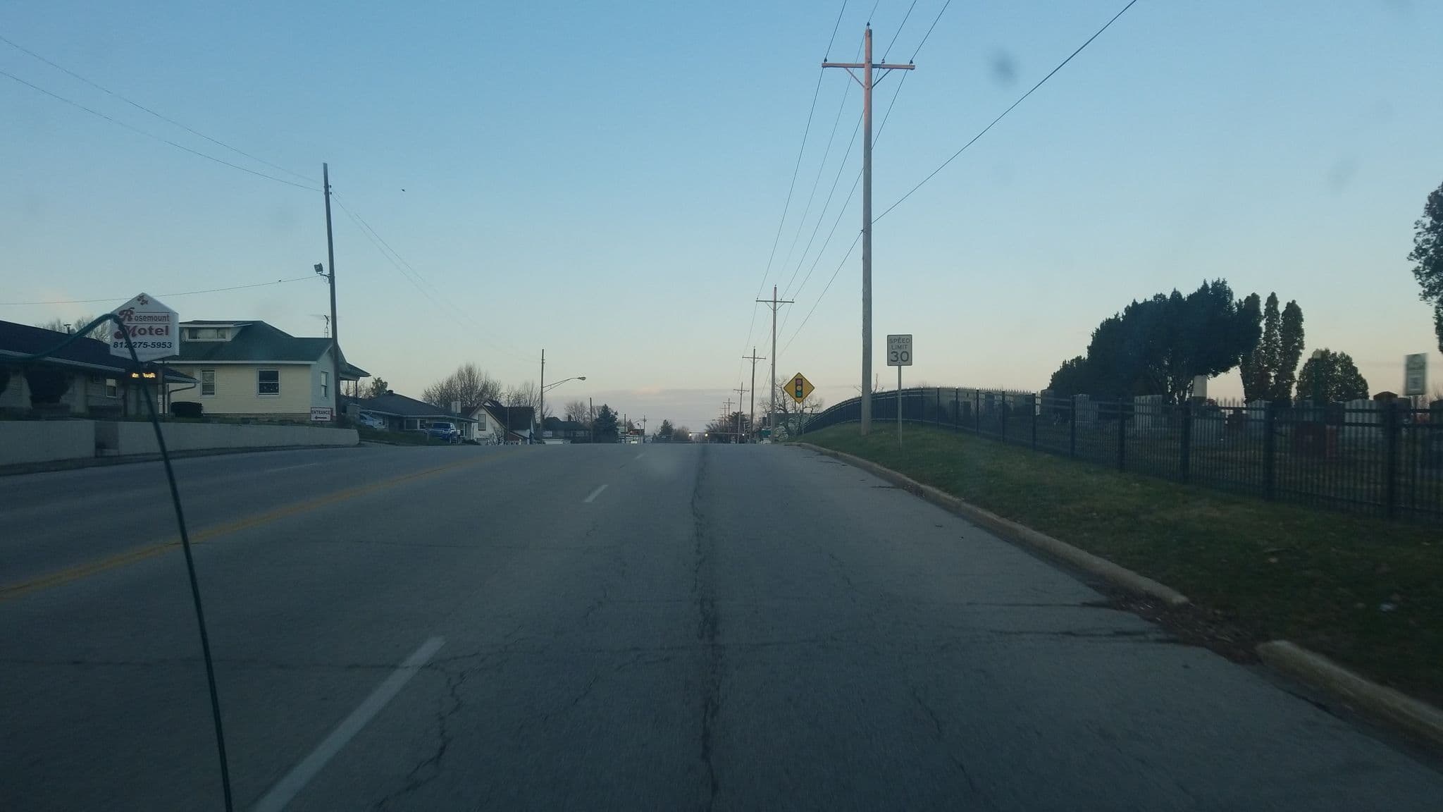 Street view near Rosemont Motel, Oolitic — © jbthemilker (CC BY-SA · Mapillary)