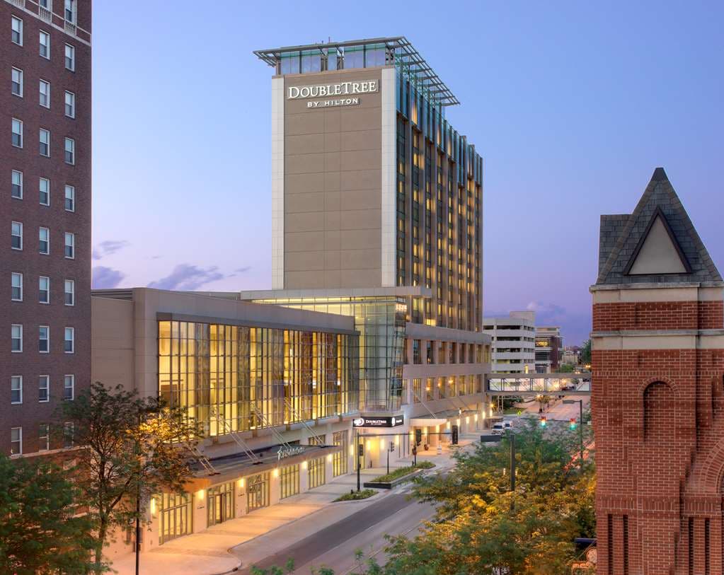 DoubleTree by Hilton Hotel Cedar Rapids Convention Complex, Hotel in Cedar Rapids