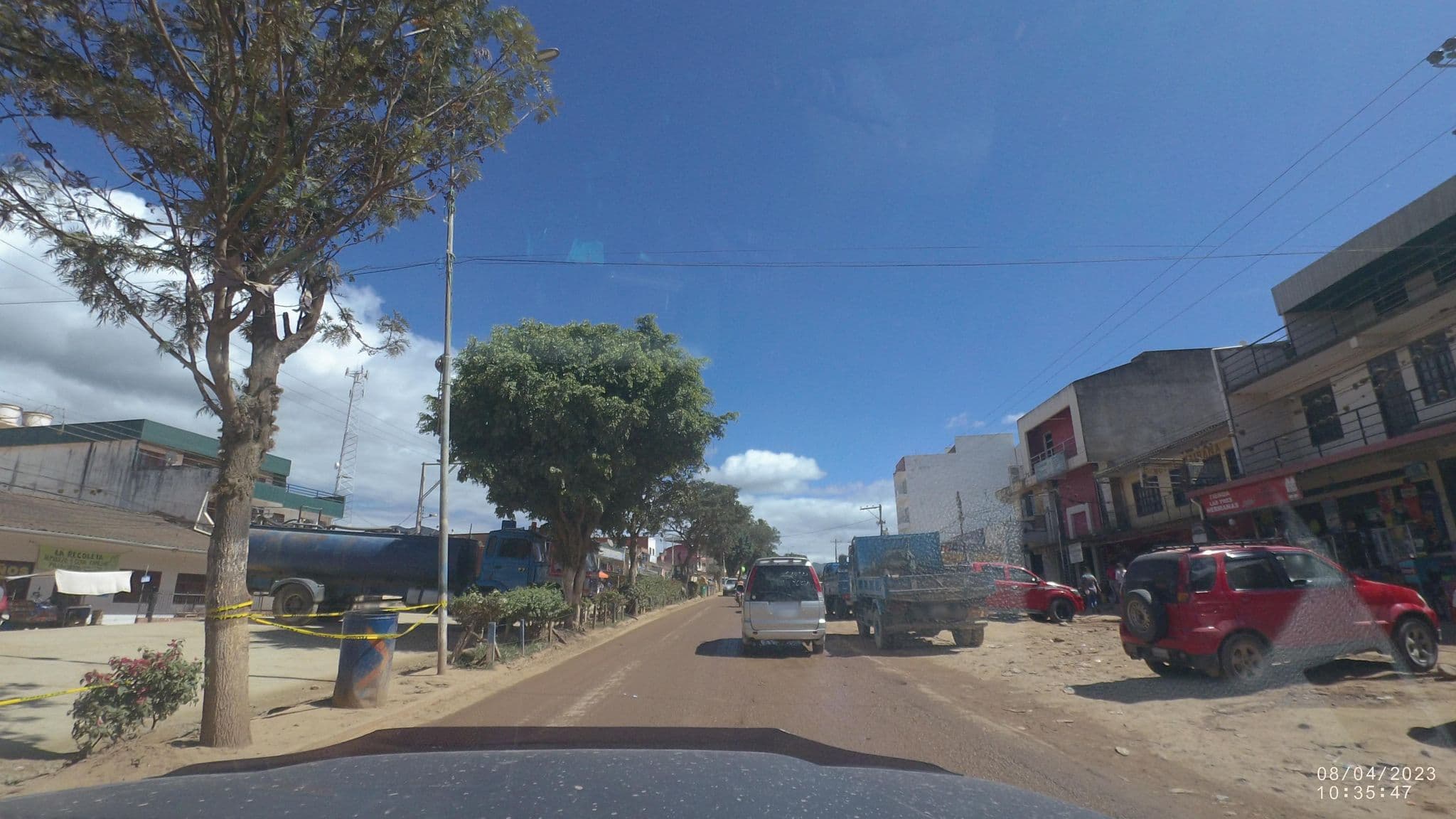 Street view near Alojamiento popular, Mairana — © jjiglesias (CC BY-SA · Mapillary)
