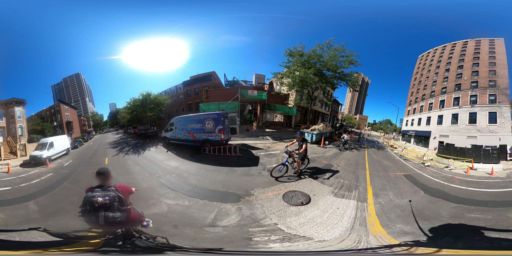 Street view near Hotel Lincoln, Lincoln Park — © epicspongee (CC BY-SA · Mapillary)