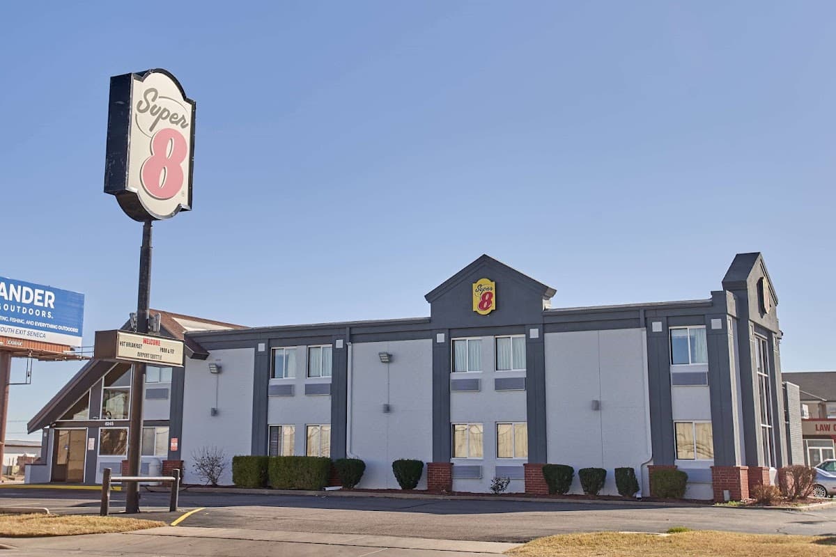 Super 8 Wichita Airport, Motel in Wichita