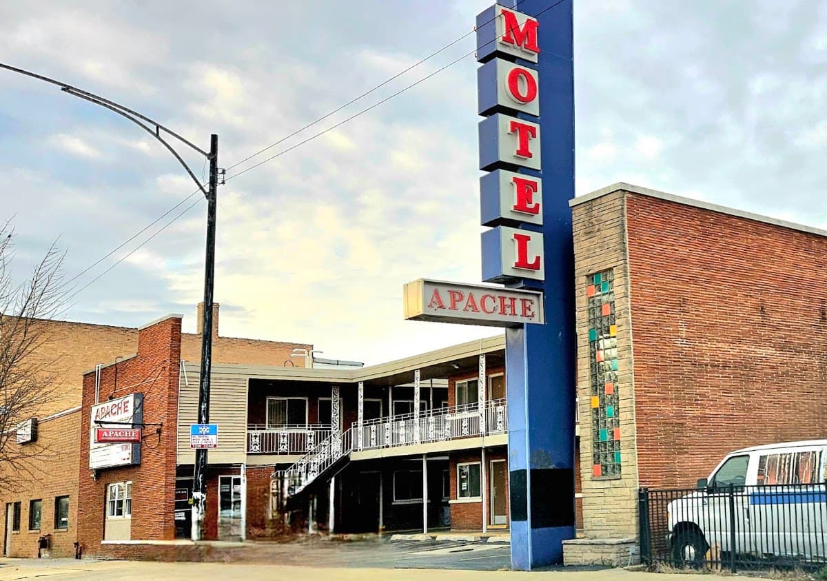 Apache Motel, Motel in Lincoln Square