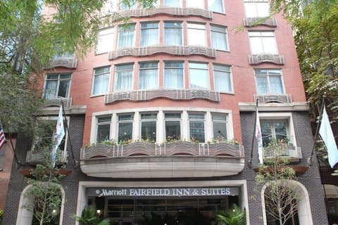 Fairfield Inn & Suites Chicago Downtown/Magnificent Mile, Hotel in Near North Side