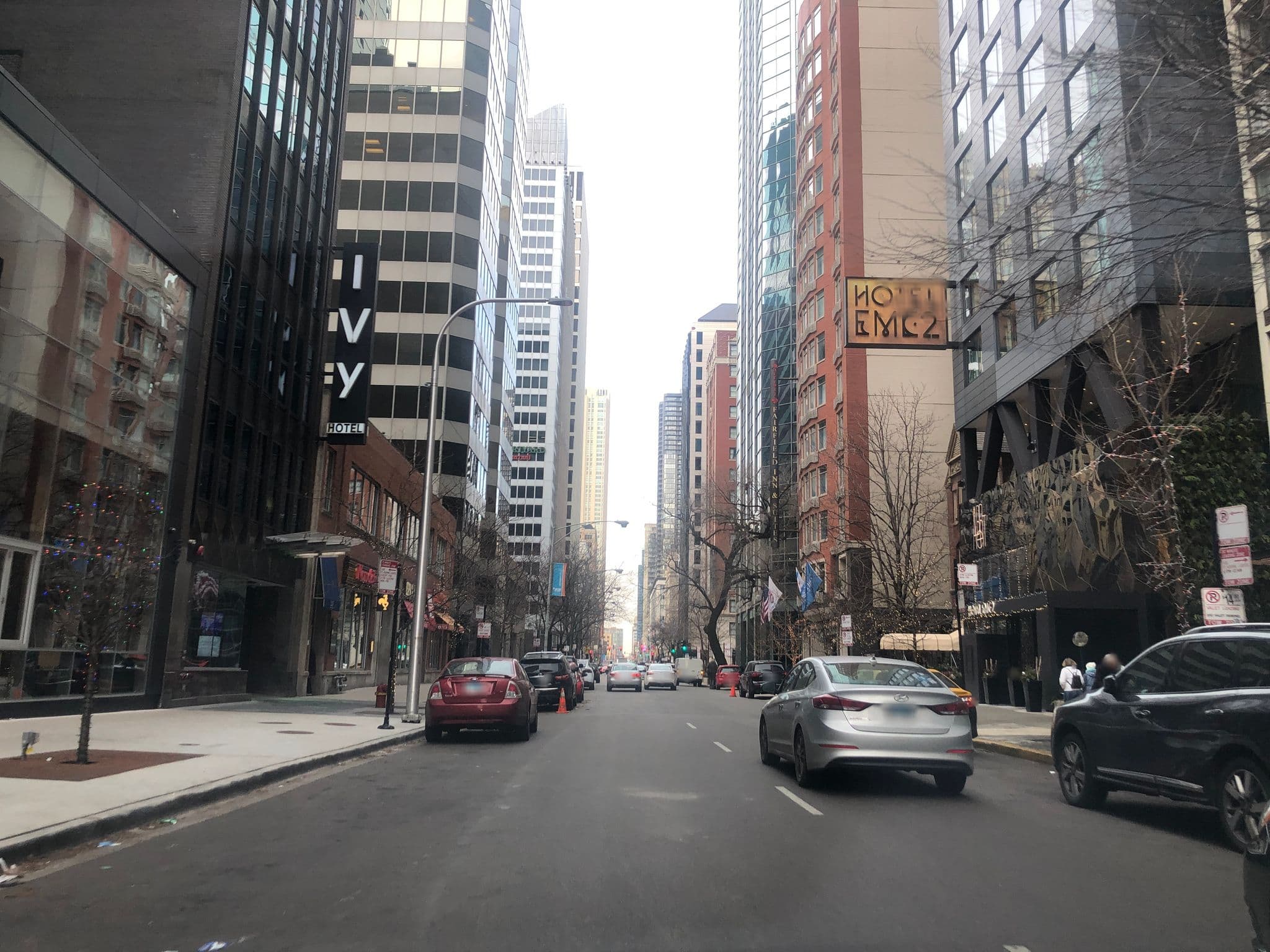 Street view near Aloft Chicago - Magnificent Mile, Near North Side — © glendachagas (CC BY-SA · Mapillary)