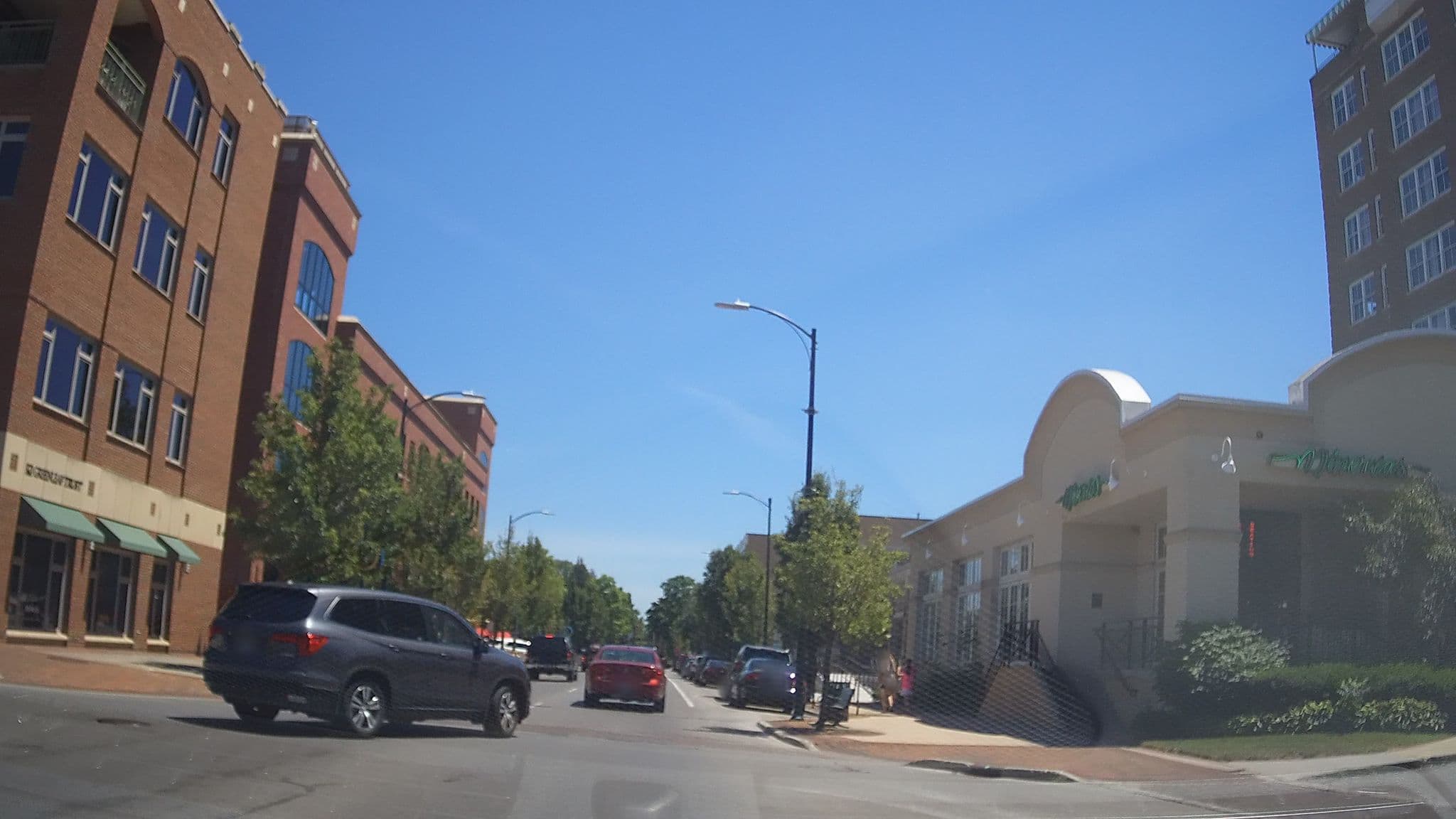 Street view near Park Place Hotel, Traverse City — © markscalf (CC BY-SA · Mapillary)