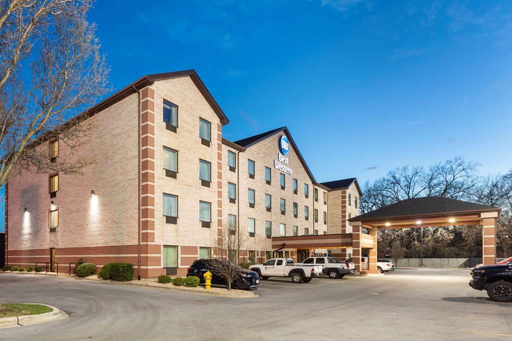 Best Western Inn & Suites - Midway Airport, Hotel in Hometown