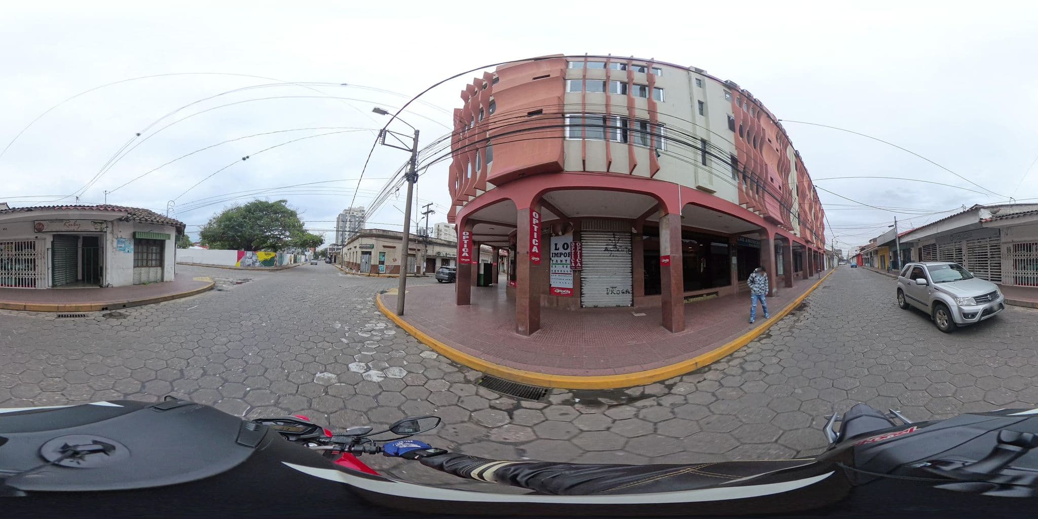 Street view near Las Américas, Santa Cruz de la Sierra