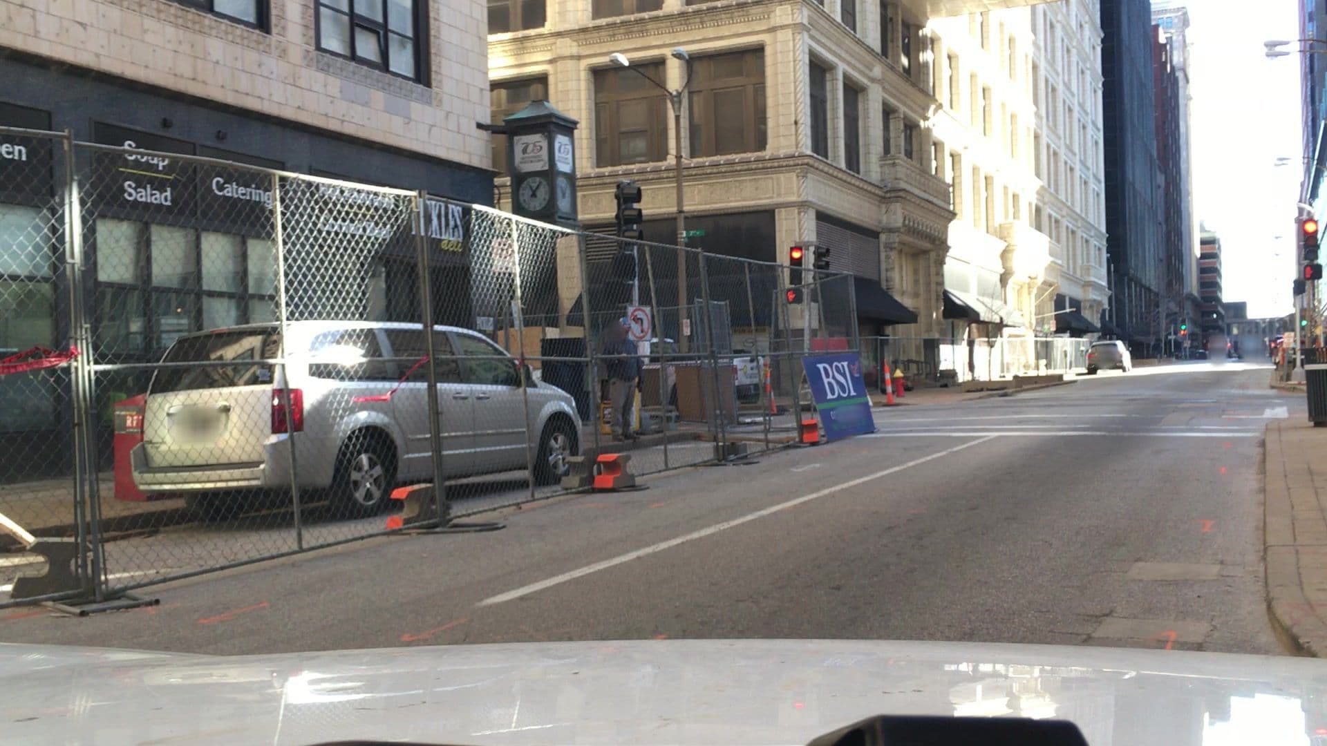 Street view near Hotel Saint Louis, St. Louis — © lvl5 (CC BY-SA · Mapillary)