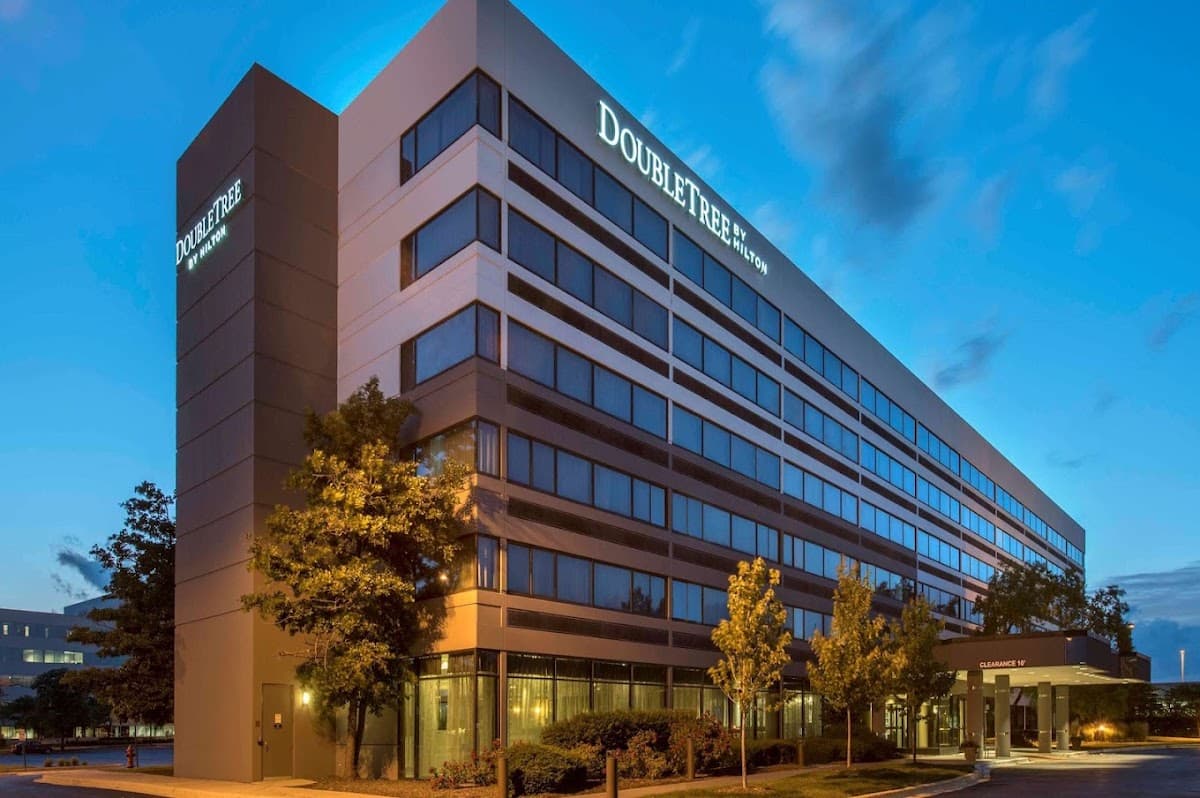 DoubleTree by Hilton Hotel Chicago - Schaumburg, Hotel in Hoffman Estates
