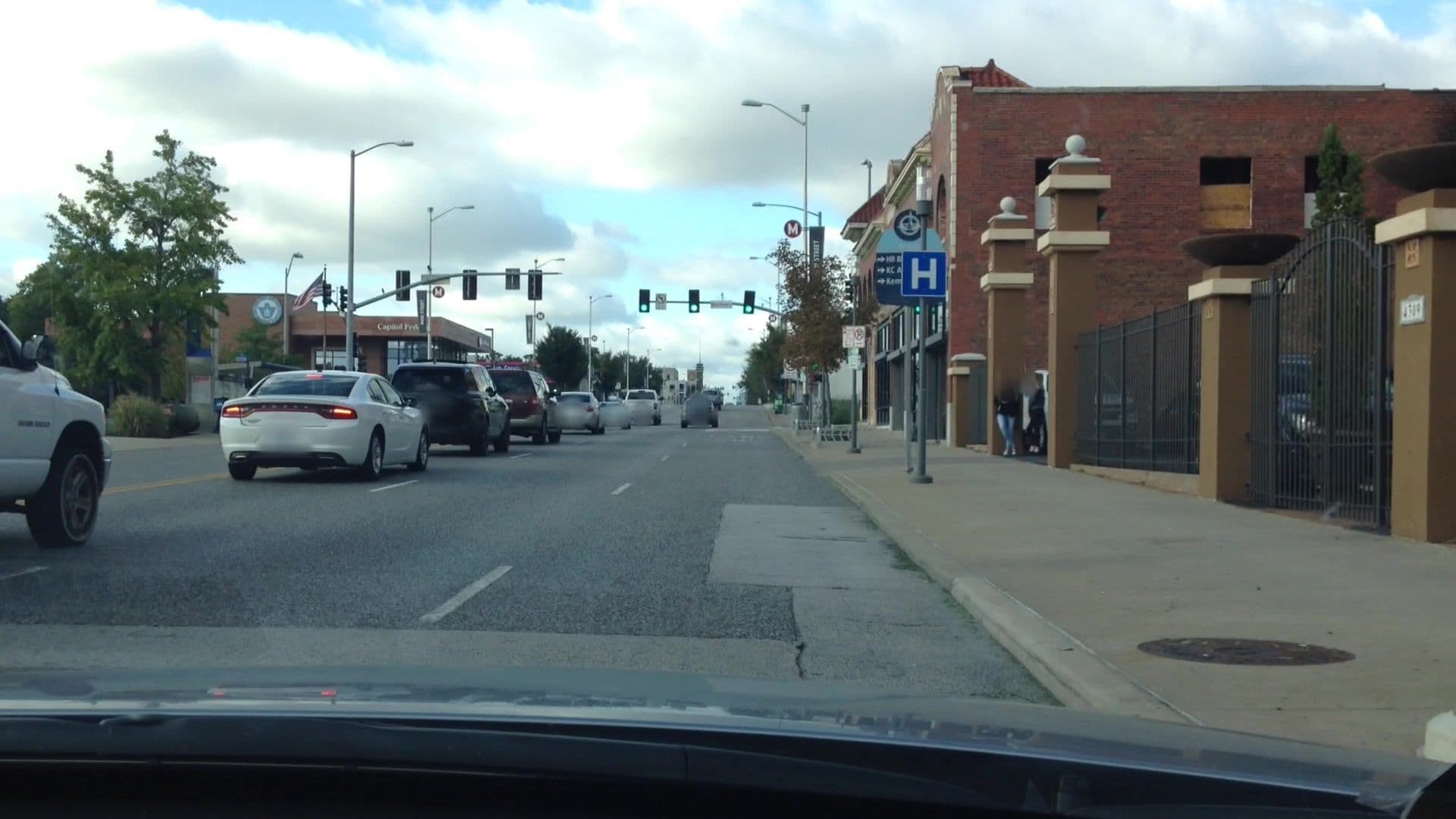 Street view near Best Western Plus Seville Plaza Hotel, Roeland Park — © lvl5 (CC BY-SA · Mapillary)