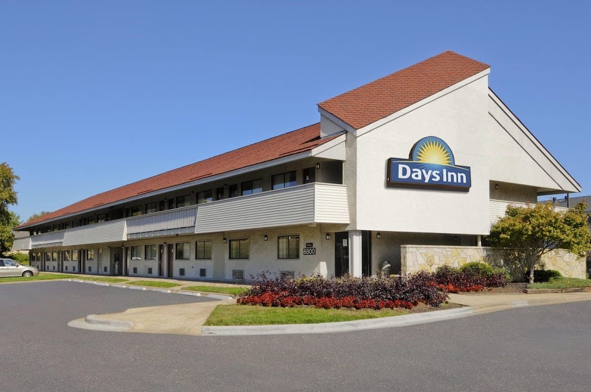 Days Inn by Wyndham Overland Park/Metcalf/Convention Center, Hotel in Overland Park