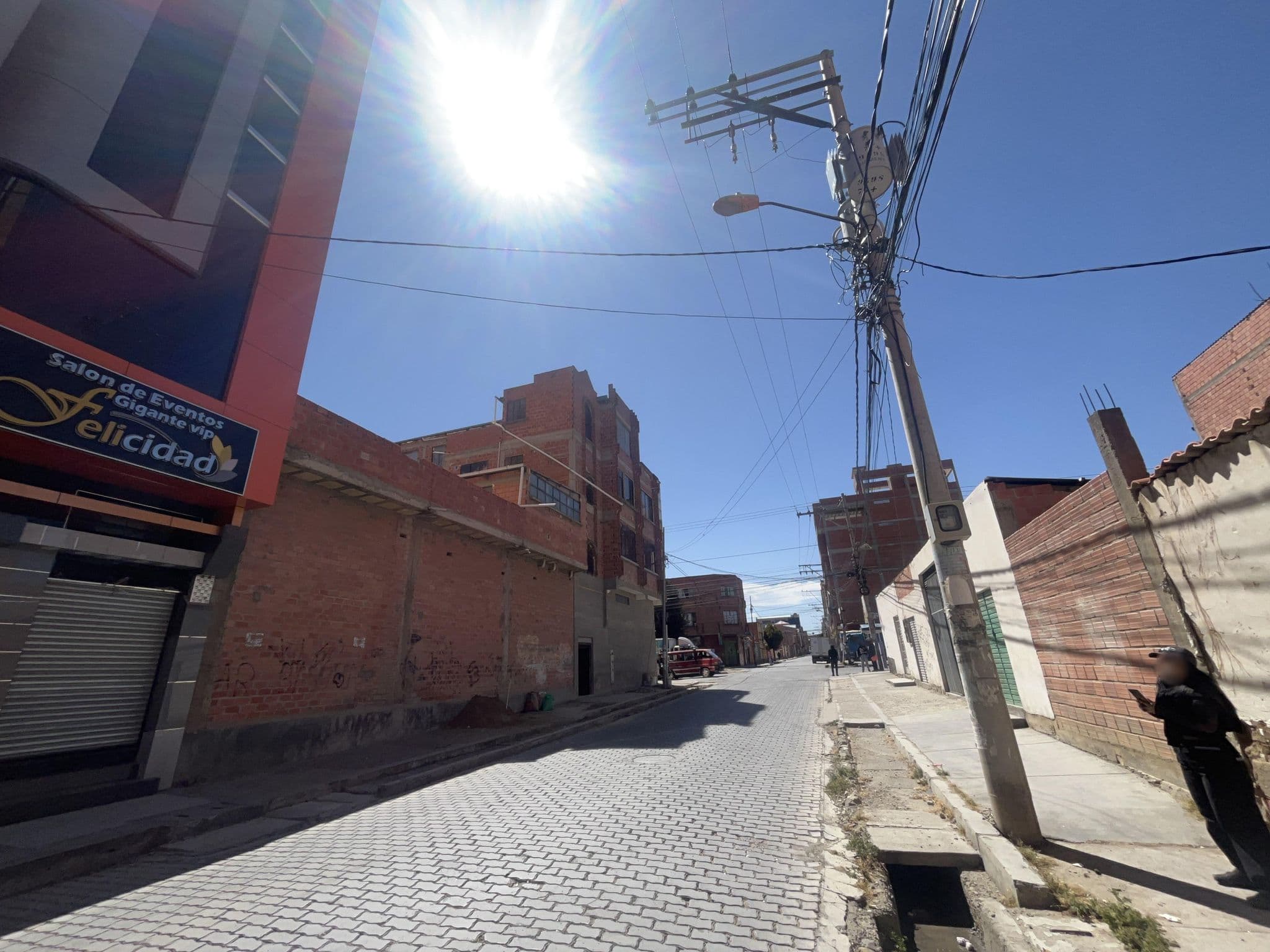 Street view near Alojamiento, La Paz
