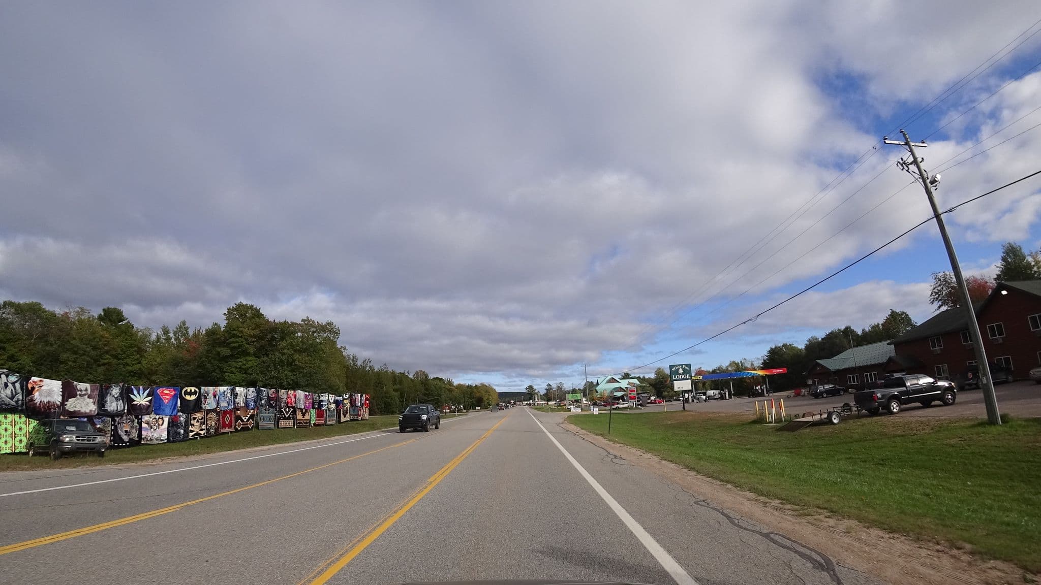 Street view near White Pine Lodge, Munising — © z0rg (CC BY-SA · Mapillary)
