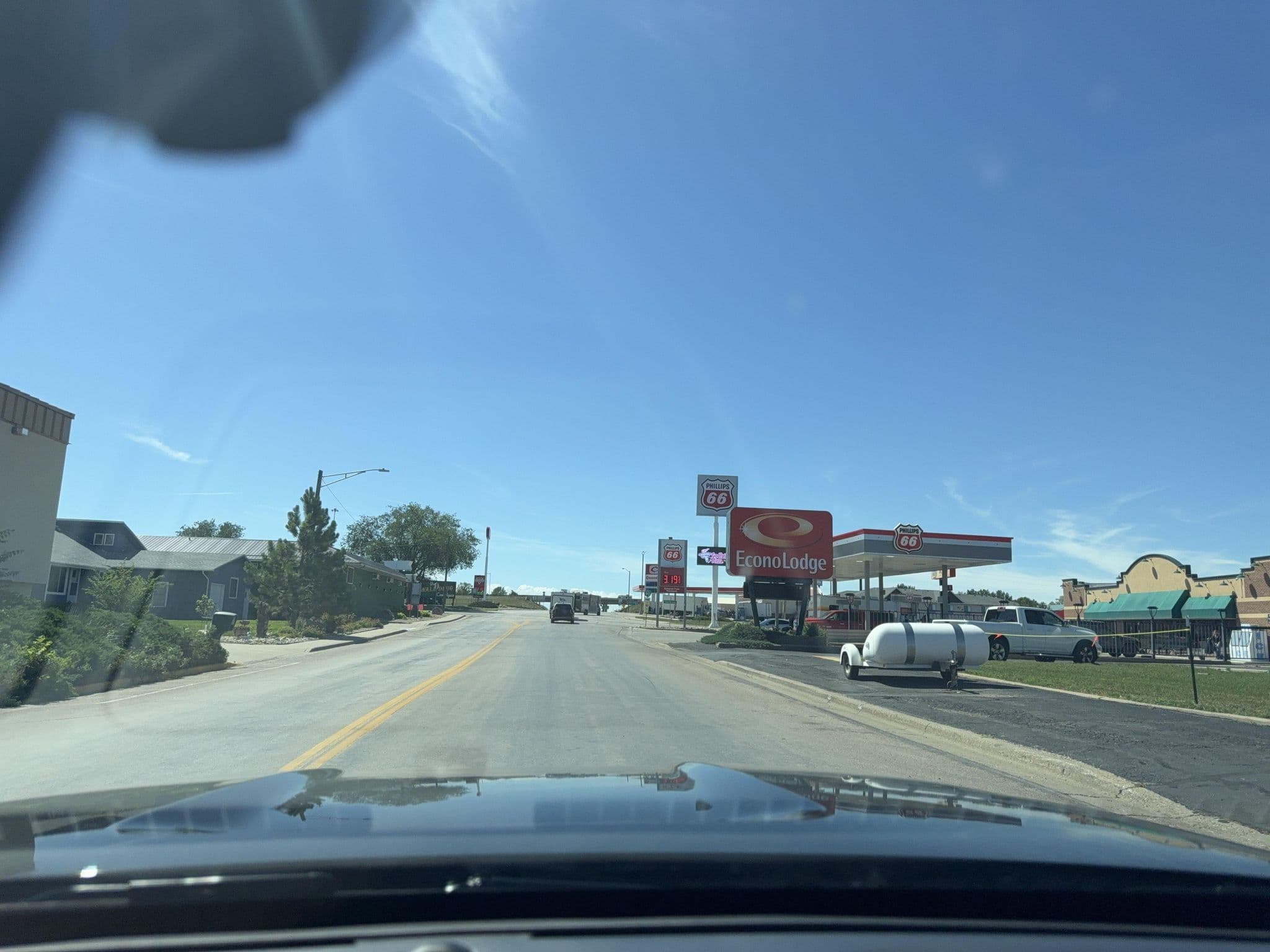 Street view near Best Western Plains Motel, Porcupine — © whitecotton (CC BY-SA · Mapillary)