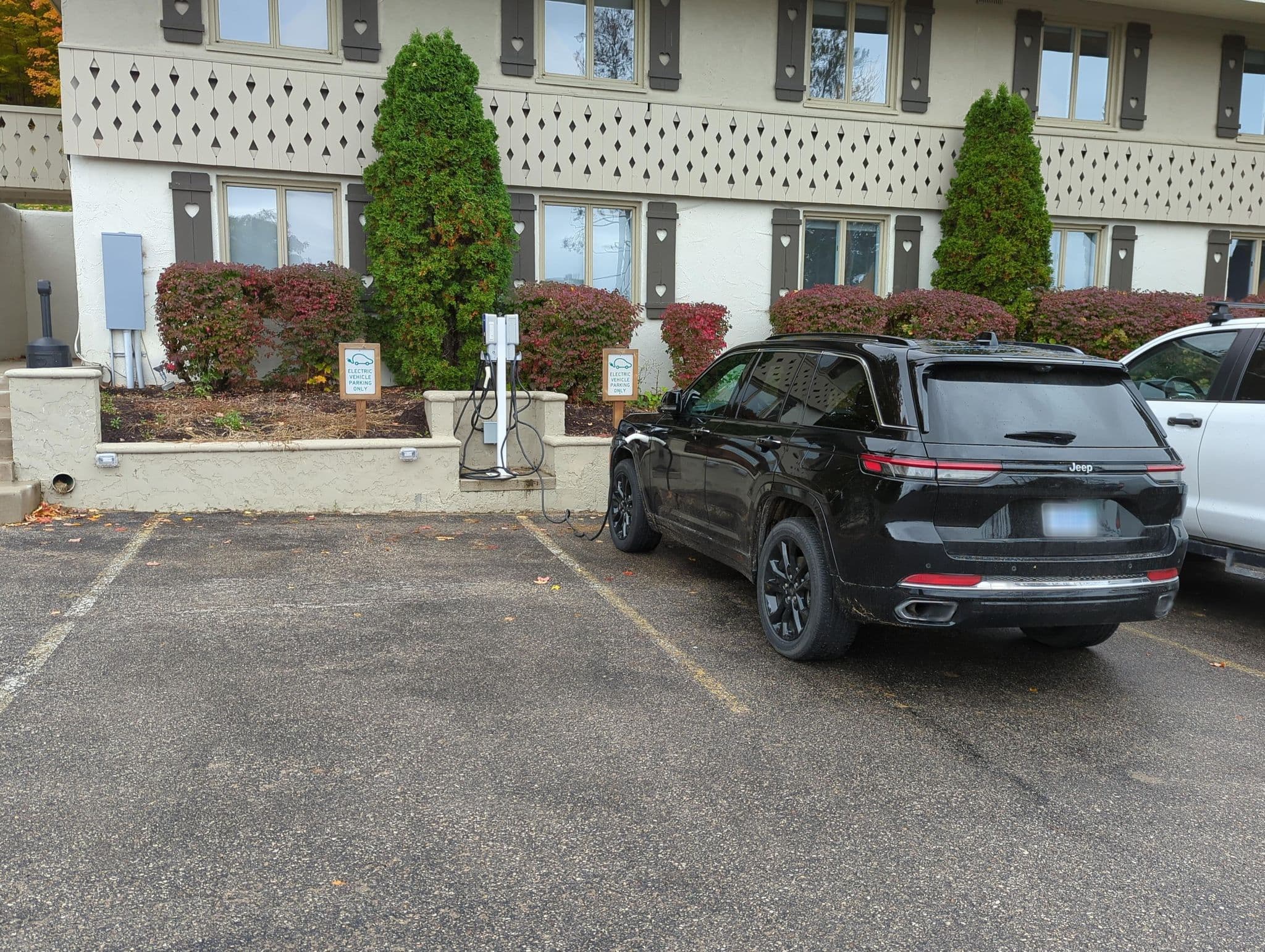 Street view near BoyneHof, Boyne City — © treestryder (CC BY-SA · Mapillary)