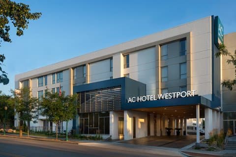 AC Hotel Kansas City Westport, Hotel in Roeland Park