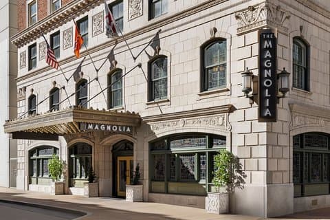 Magnolia Hotel St. Louis, Hotel in St. Louis