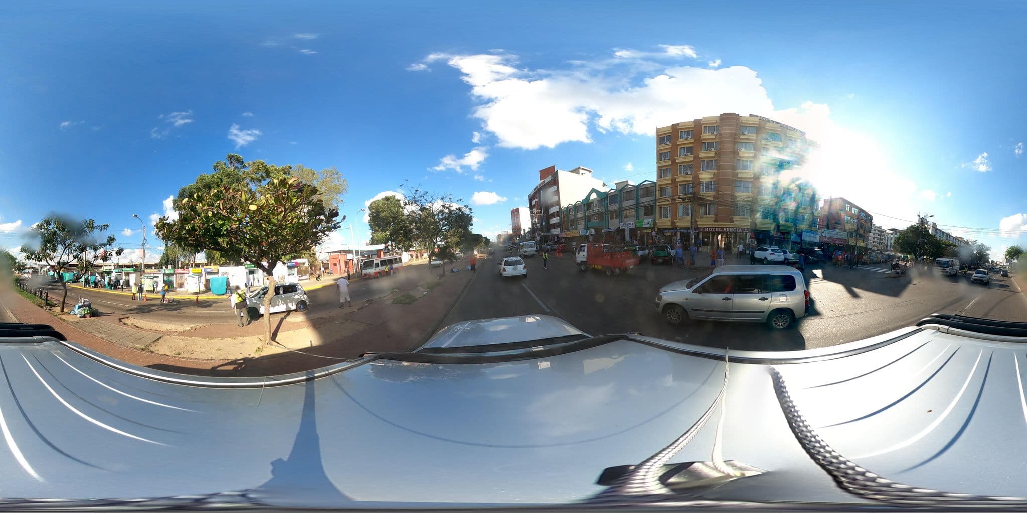 Street view near Hotel Suecia, Santa Cruz de la Sierra