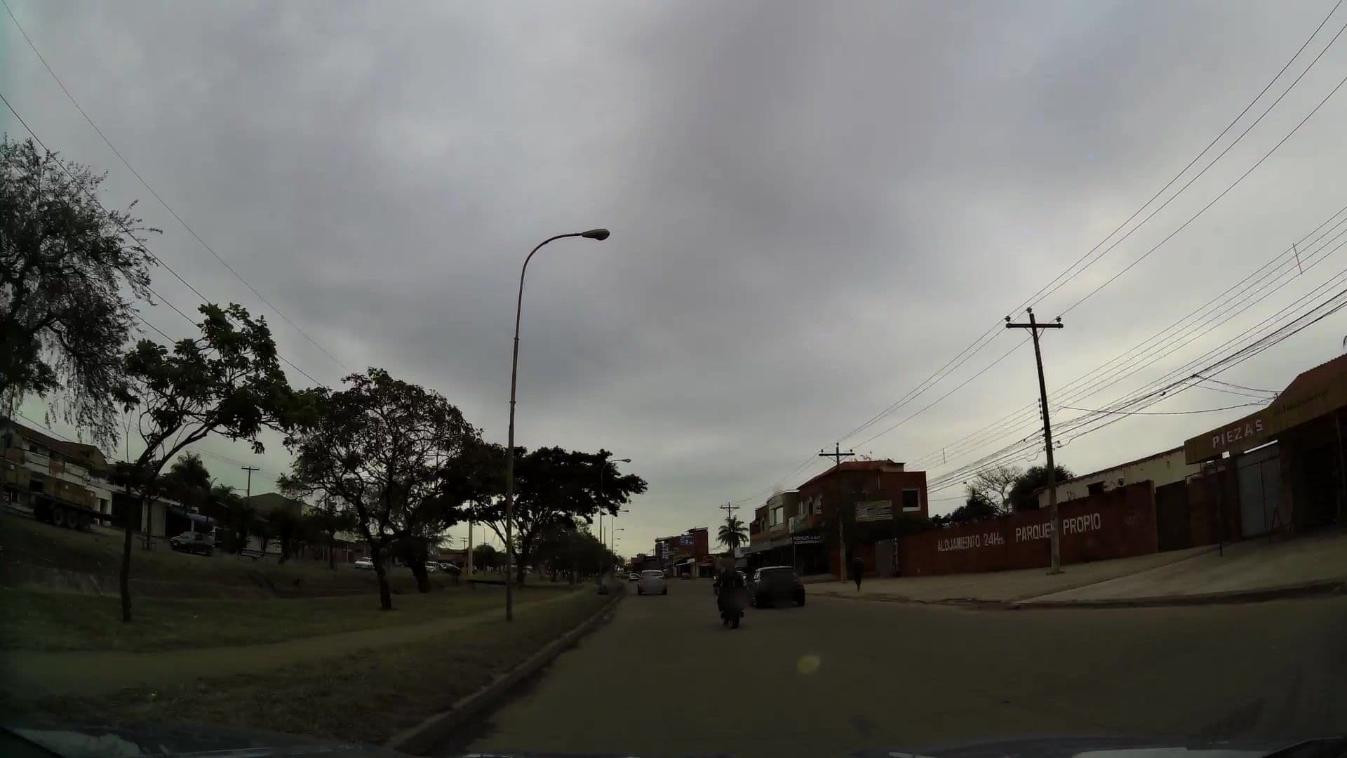 Street view near Alojamiento Parqueo Propio, Santa Cruz de la Sierra