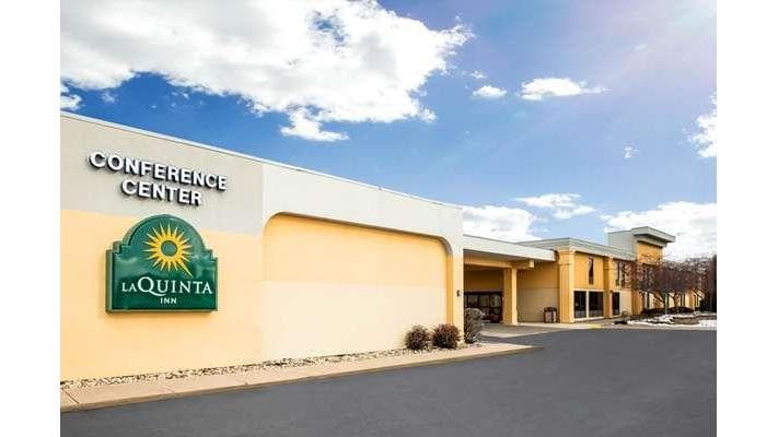La Quinta Inn Davenport & Conference Center, Hotel in Bettendorf