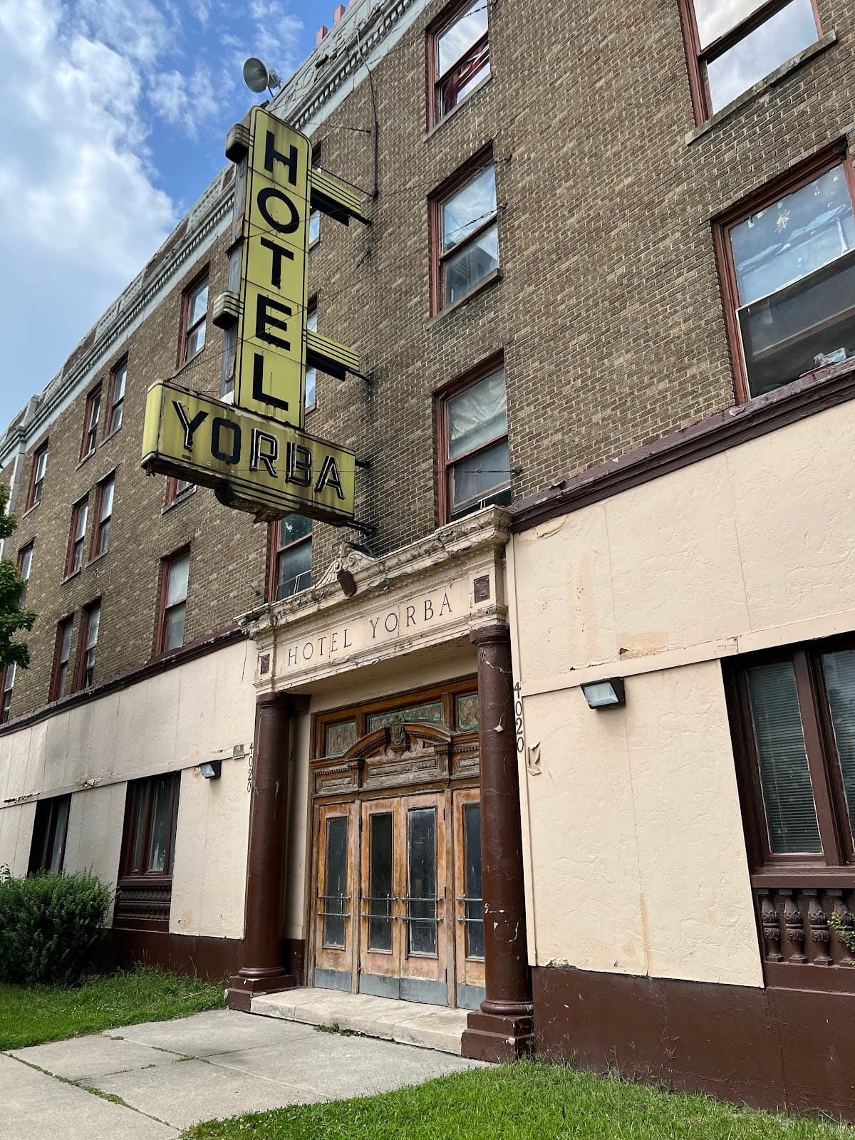Hotel Yorba, Hotel in Detroit
