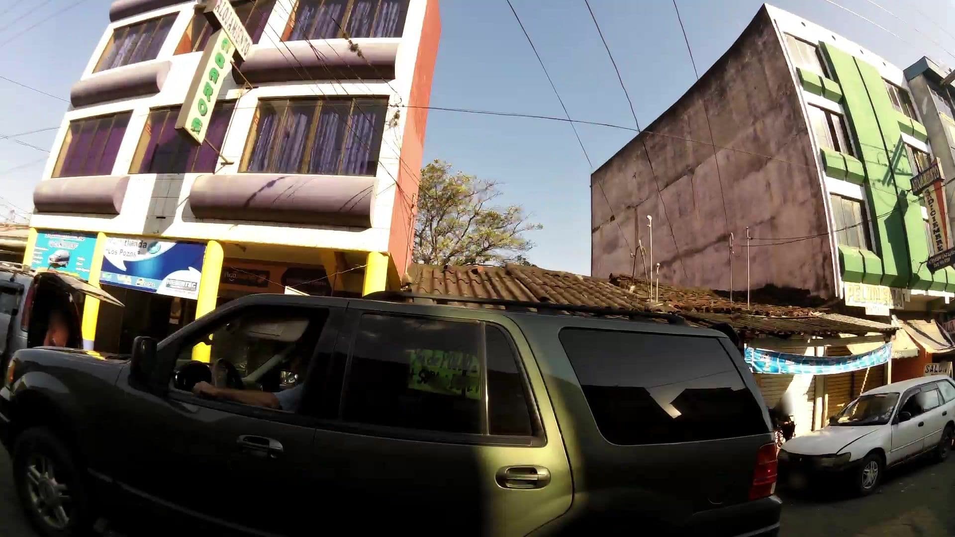 Street view near Alojamiento Abaroa, Santa Cruz de la Sierra